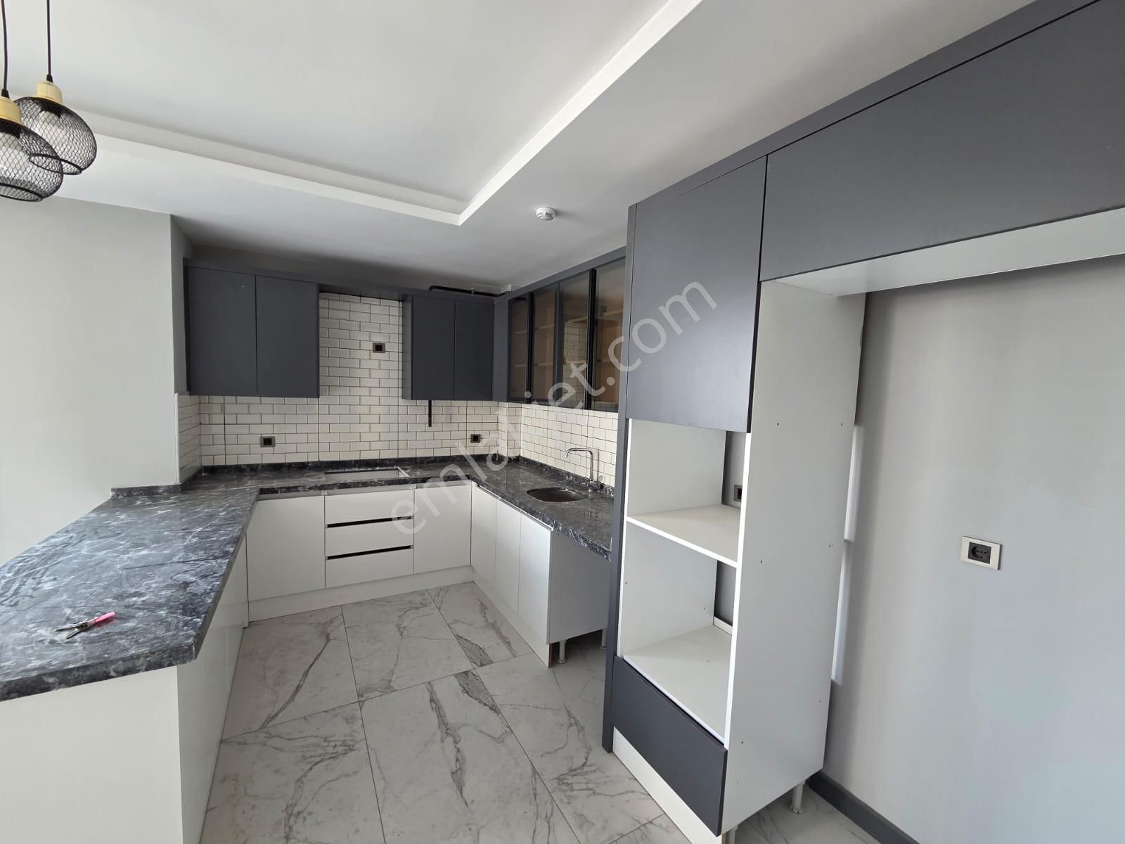 Karınca'dan Tece'de 3 Cepheli Havuzlu Giyinme Odalı 2+1 Satılık - Görsel 3