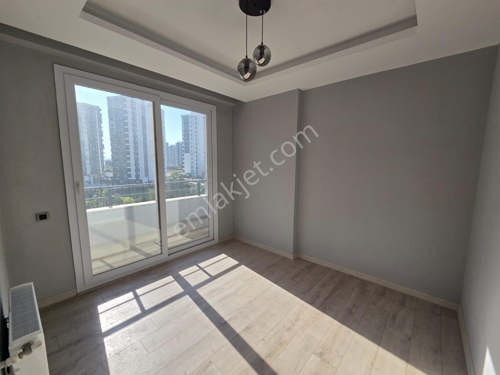 Karınca'dan Tece'de 3 Cepheli Havuzlu Giyinme Odalı 2+1 Satılık - Görsel 10