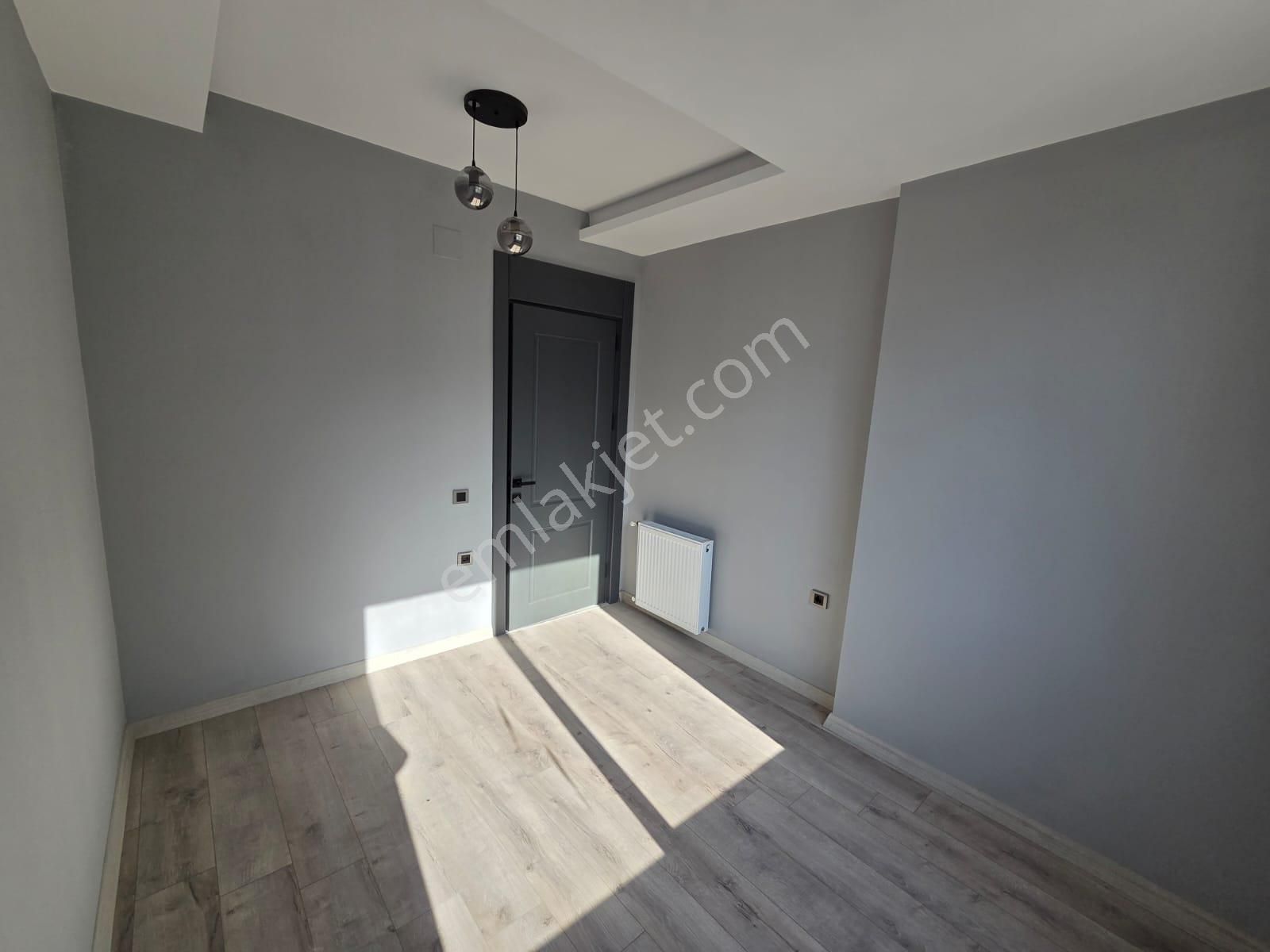 Karınca'dan Tece'de 3 Cepheli Havuzlu Giyinme Odalı 2+1 Satılık - Görsel 15