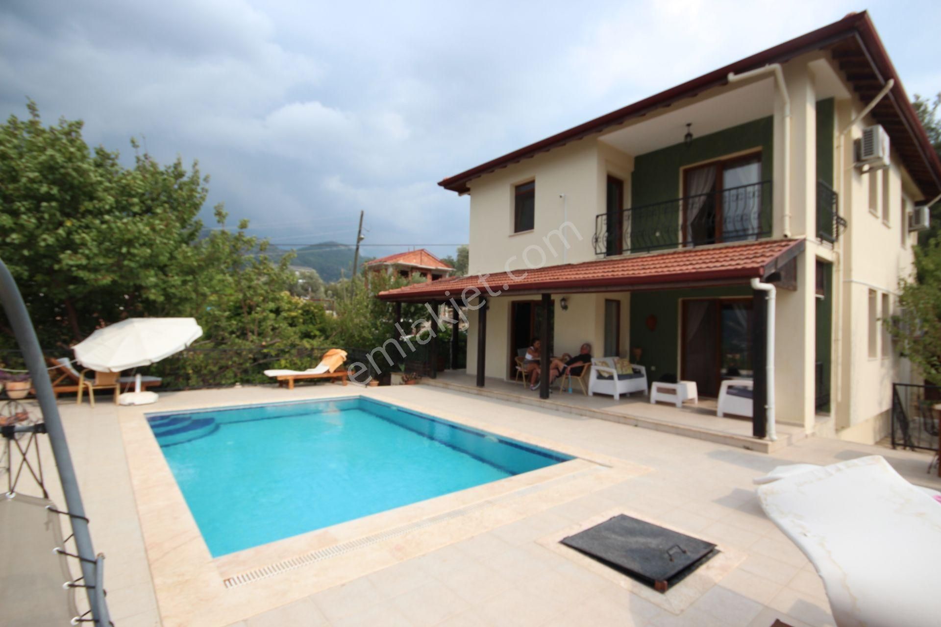 Goldhouse Dan Satılık Villa Fethiye Yeşilüzümlüde Müstakil Havuzlu 4+1