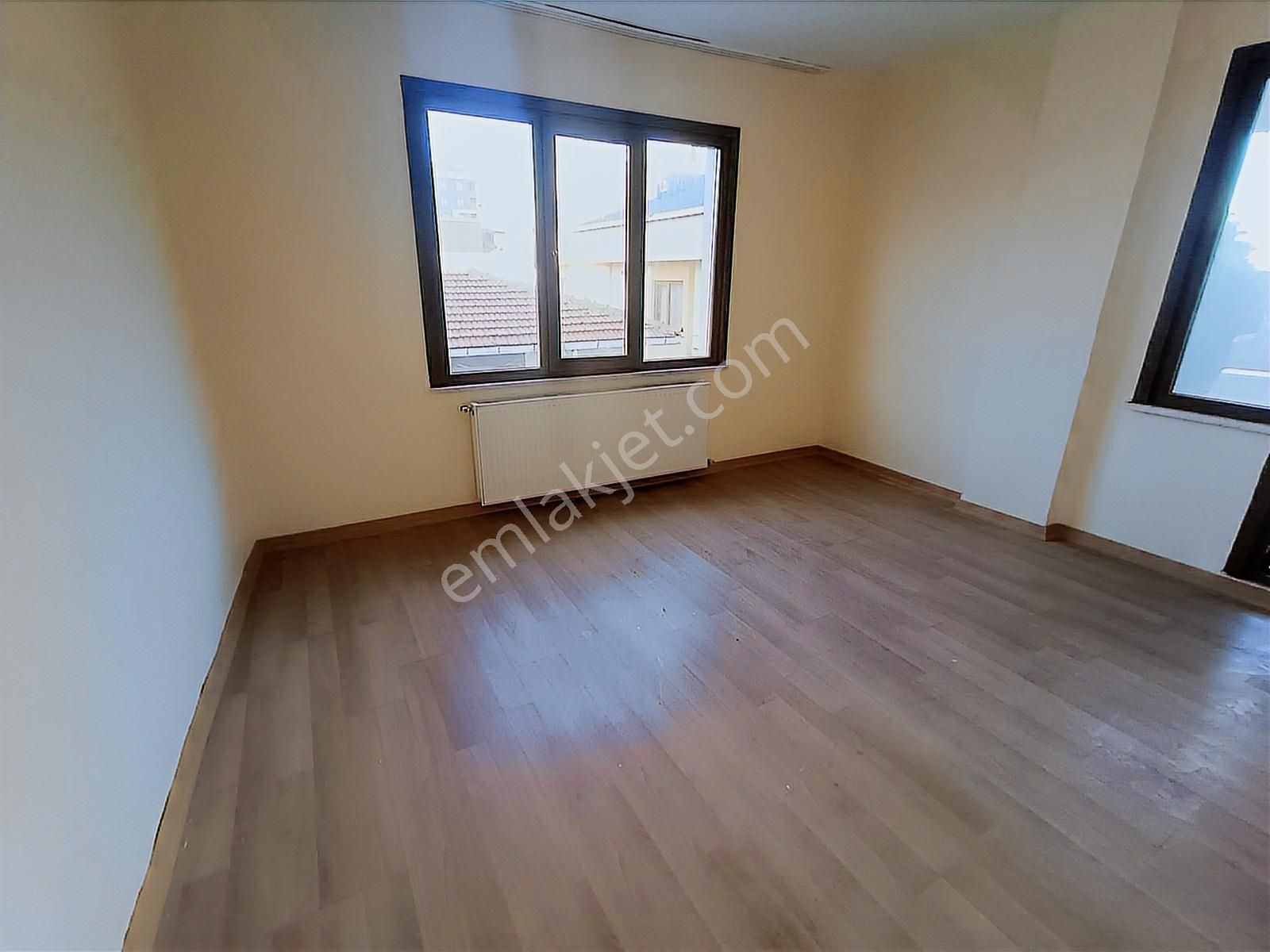 F-l Emlak'tan Finanskete Yakın Yenilenmiş Genç Binada 2+1 - Görsel 7