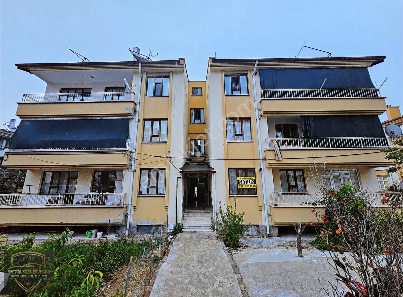 Metin Gönülalan'dan Novada Avm Yakını Hesaplı Geniş 3+1 Daire