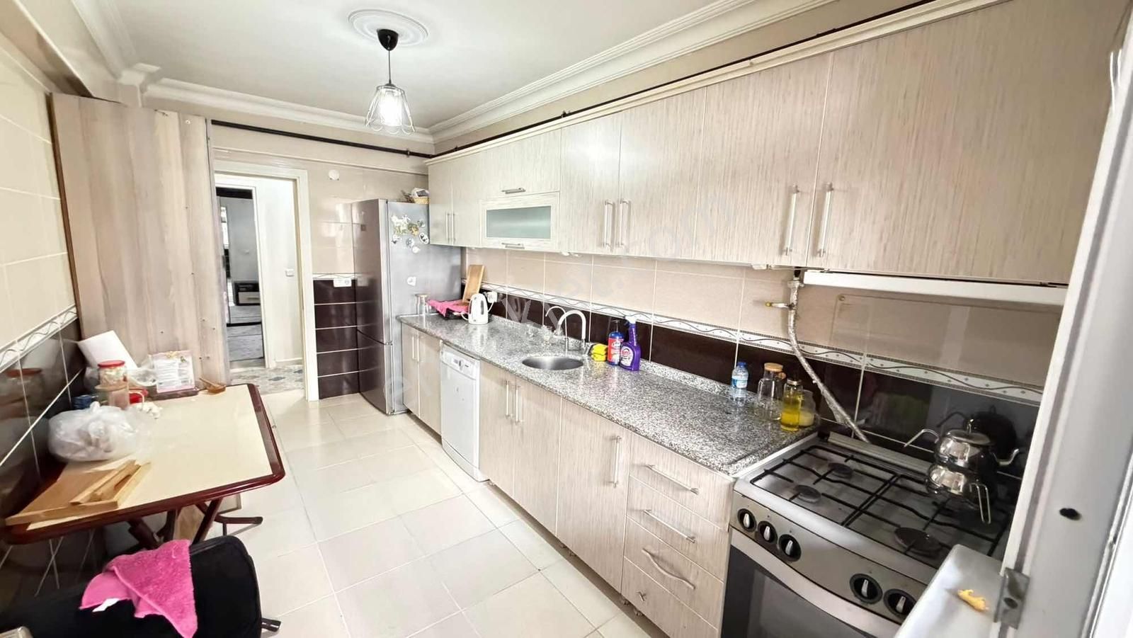 Göktürkten Reşadiye Mah. Onur Market Yakını 2+1 Daire Satışta - Görsel 2