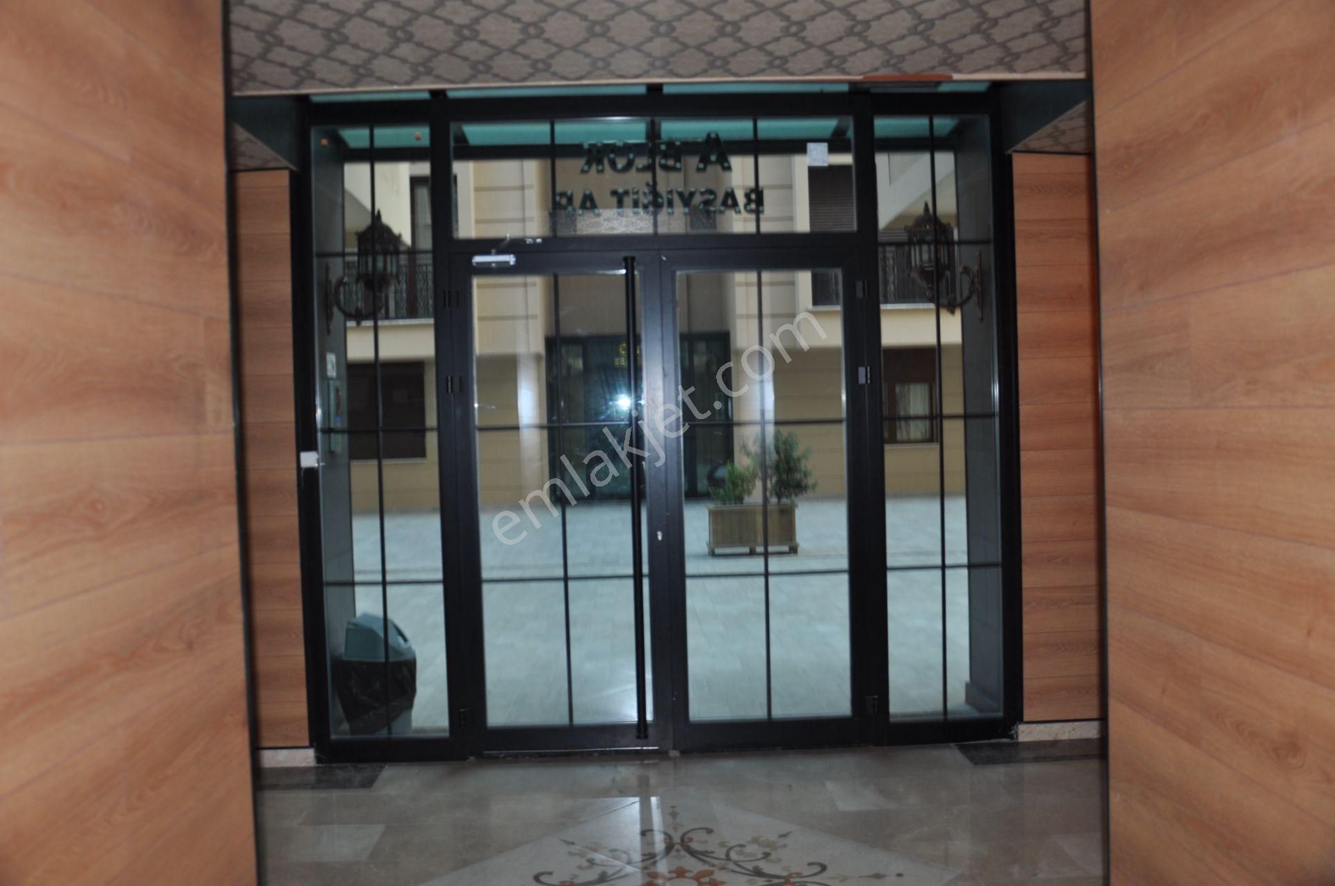 Bahçelievler Öz Mefa Sitesi Bahçe Kullanımlı 2+1 Satılık Daire - Görsel 19