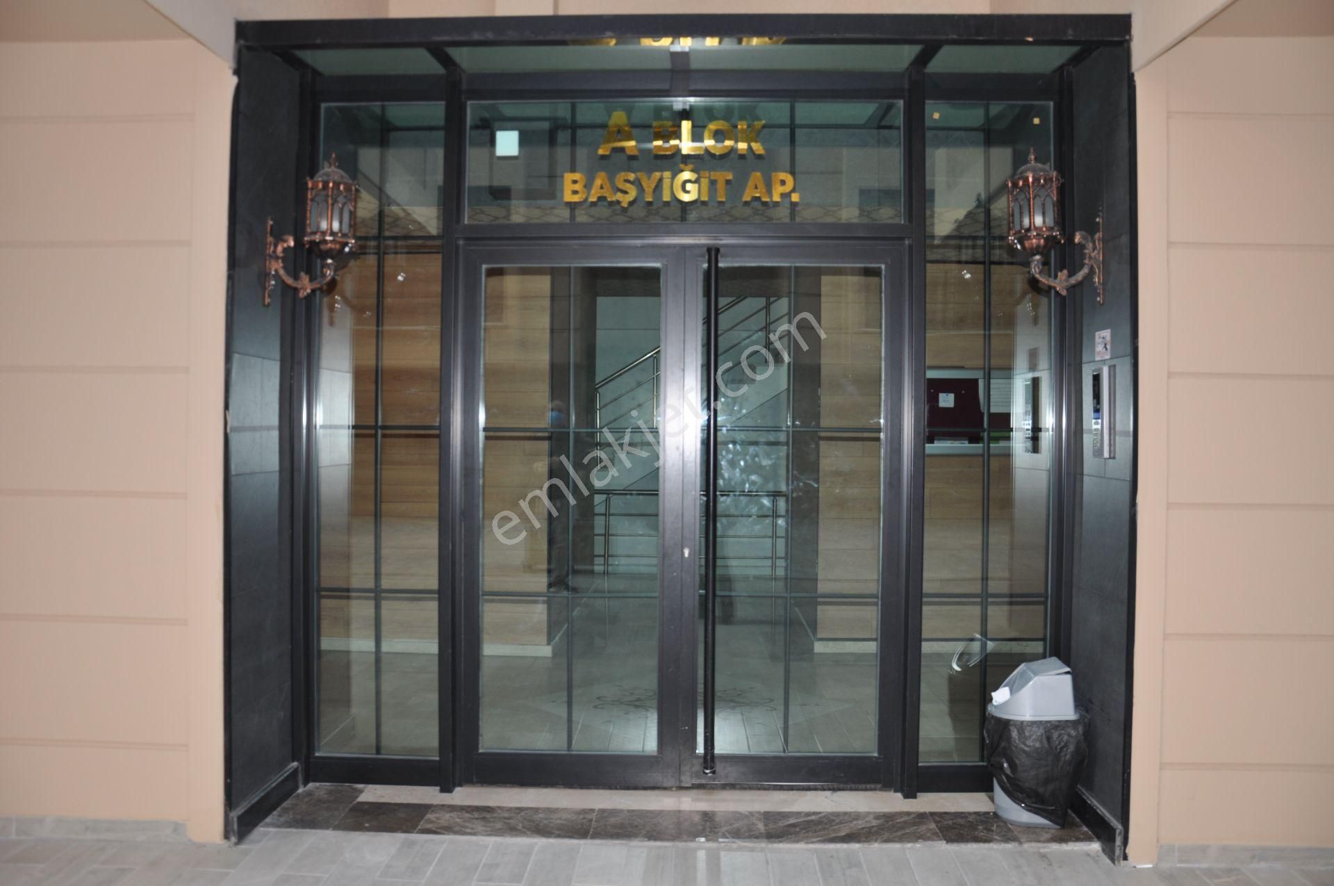 Bahçelievler Öz Mefa Sitesi Bahçe Kullanımlı 2+1 Satılık Daire - Görsel 20