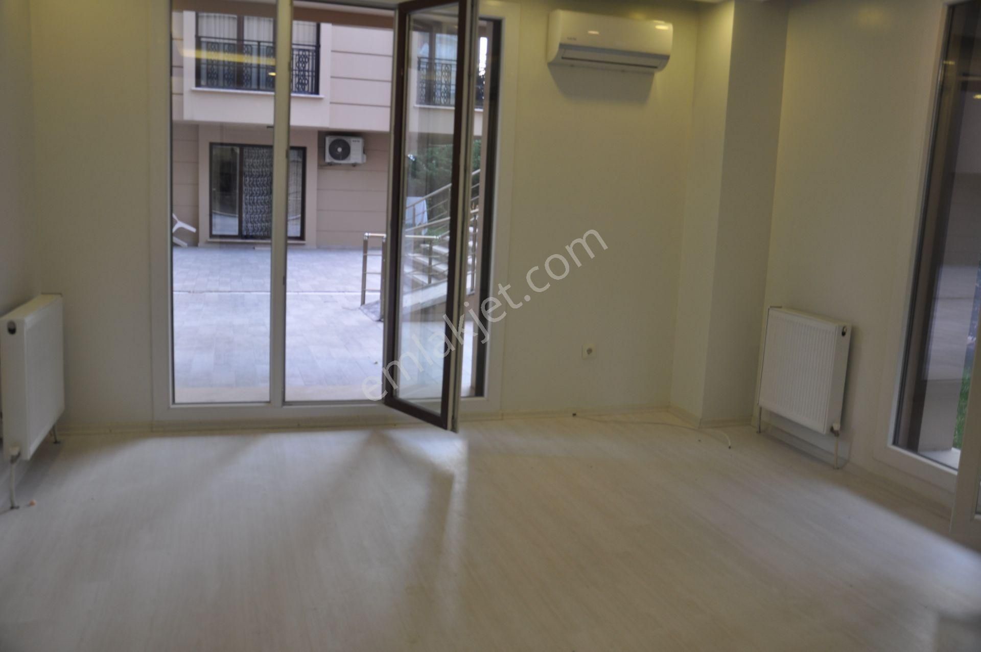 Bahçelievler Öz Mefa Sitesi Bahçe Kullanımlı 2+1 Satılık Daire - Görsel 3