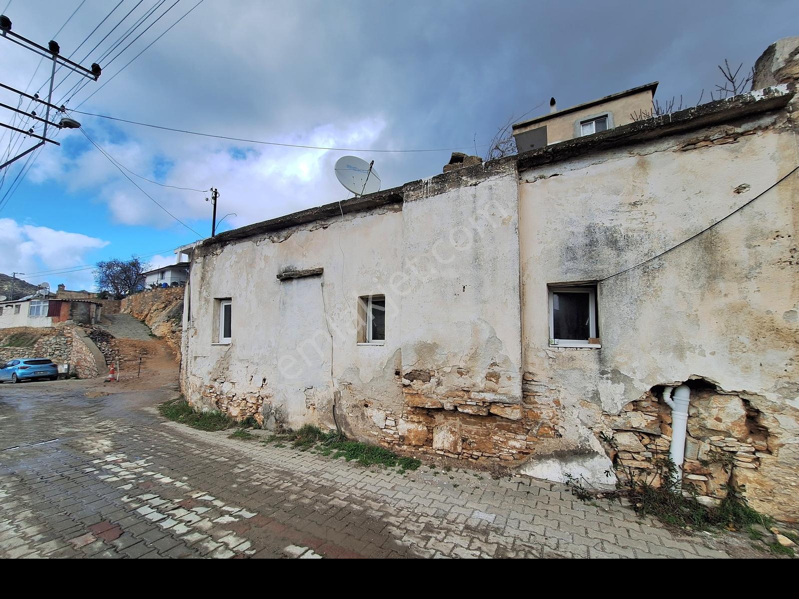 Datça Belenköyde Satılık 2+1 Fırsat Köy Evi - Görsel 16