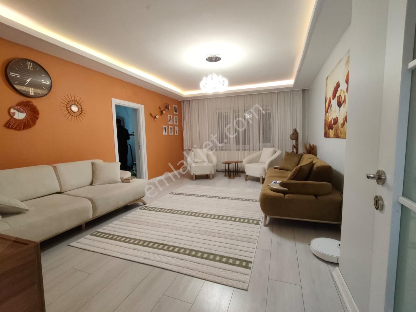 Yılmaz Gayrimenkul Den Tandoğan Mah 3+1 Katta Lüx Yapılı 140m2 Ön Cephe 3.980 Pazarlıklı Kupondaire - Görsel 23