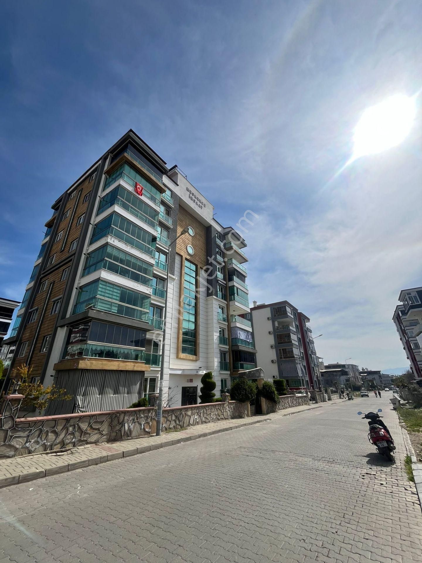 Yeşil Mahalle De Site İçerisin De Satılık 3+1 Doğalgazlı Daire ! - Görsel 3