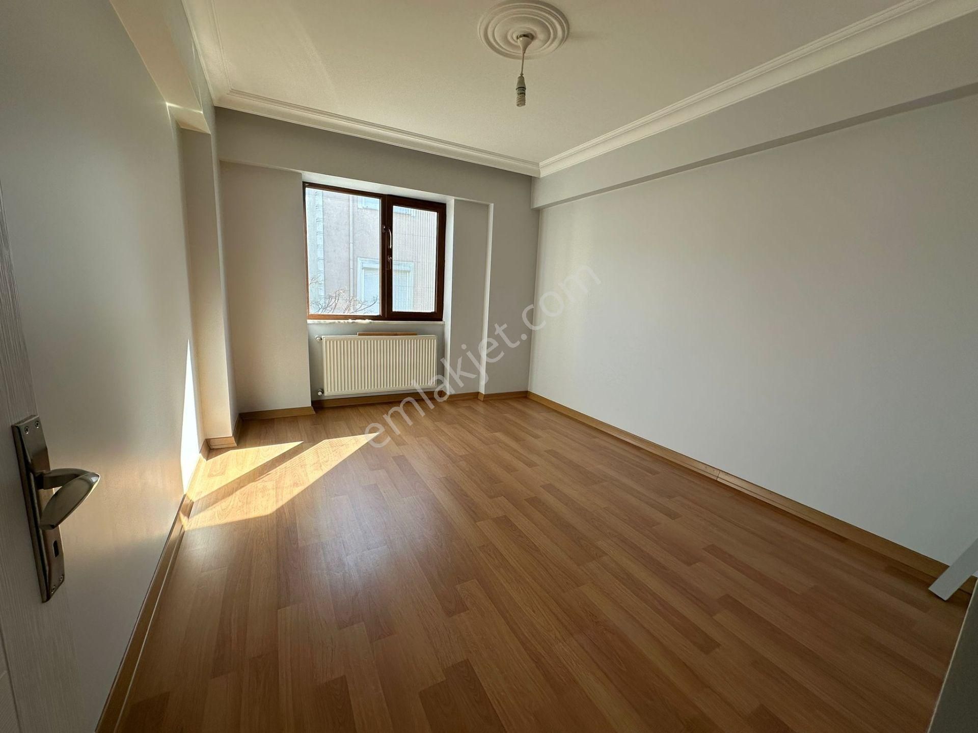 Mertcan Dan Cumhuriyet Mah İçi Full Yenilenmiş 2+1 Ankastreli - İskanlı - Görsel 15