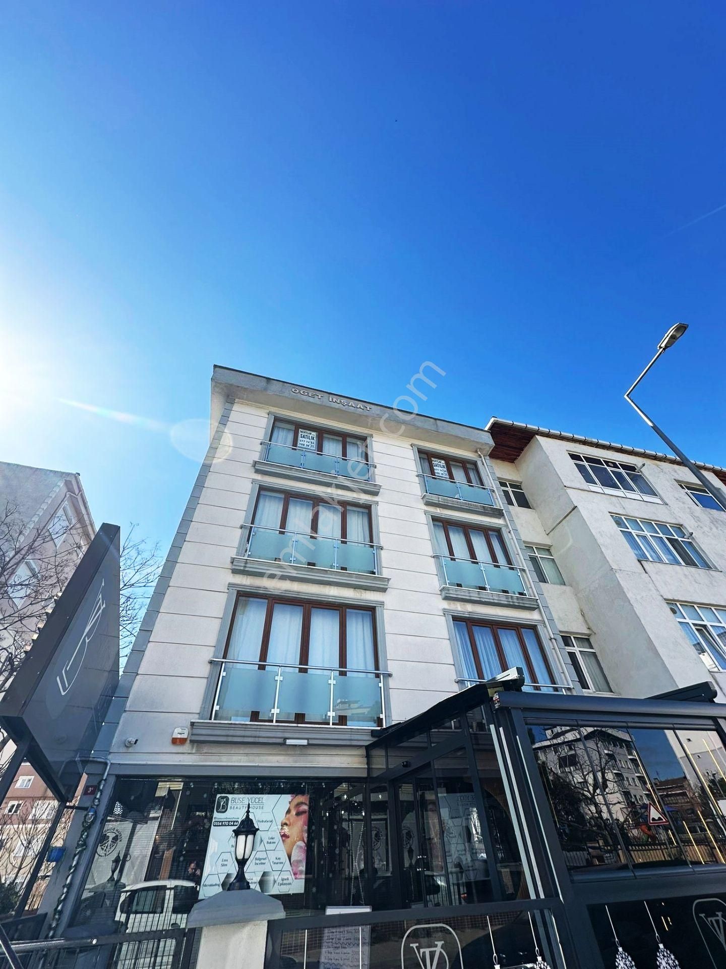 Mertcan Dan Cumhuriyet Mah İçi Full Yenilenmiş 2+1 Ankastreli - İskanlı - Görsel 2