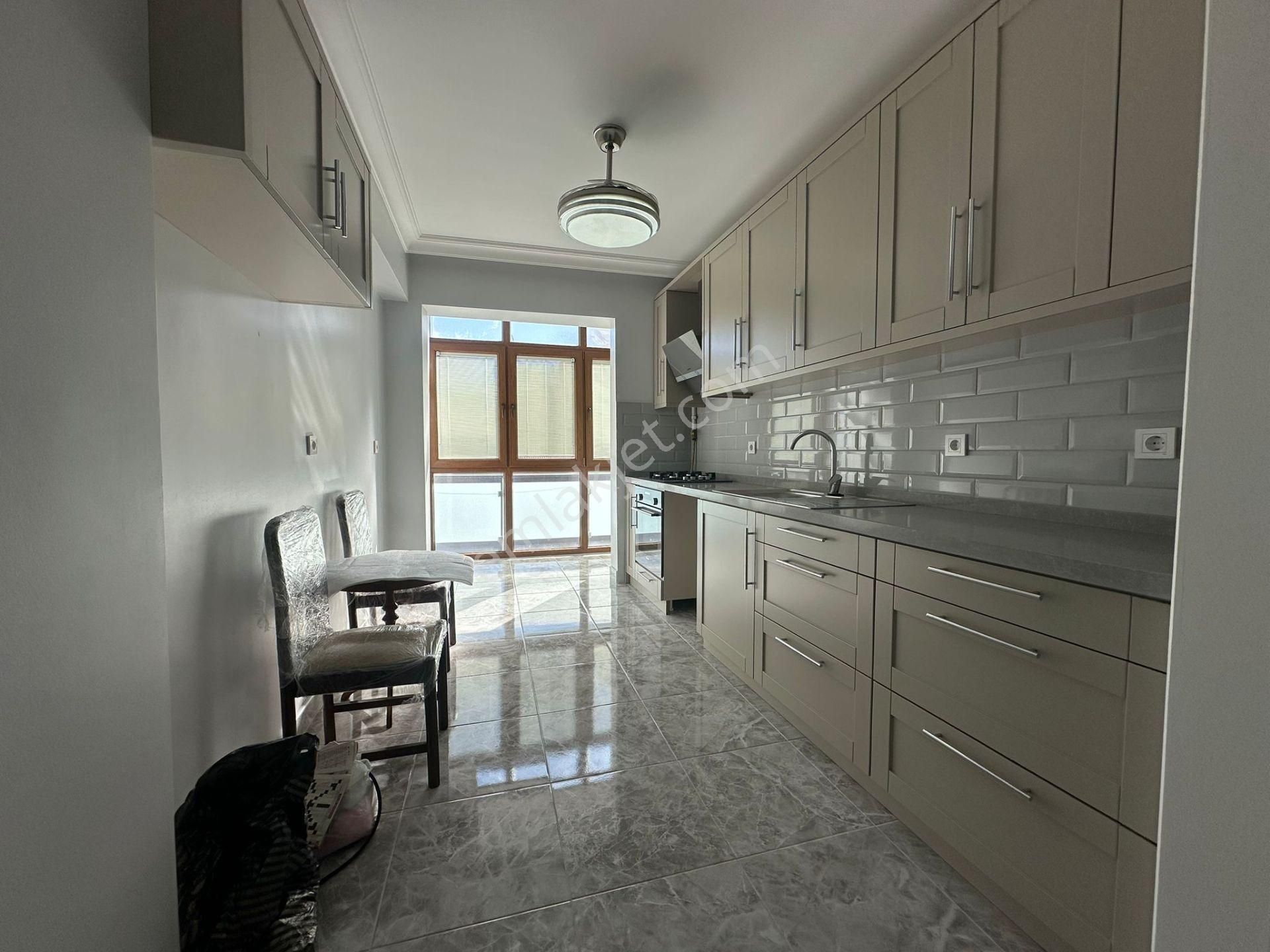 Mertcan Dan Cumhuriyet Mah İçi Full Yenilenmiş 2+1 Ankastreli - İskanlı - Görsel 17