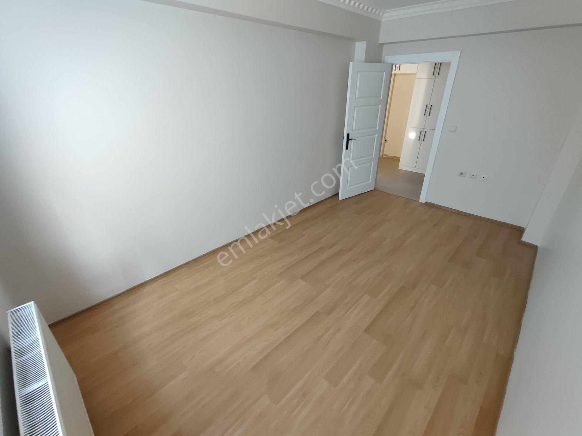 Aşıkpaşa Cadde Üzerinde Asansörlü 2. Kat Konumunda 3+1 Yapılı Lüx Daire Tuğrul Emlaktan - Görsel 7