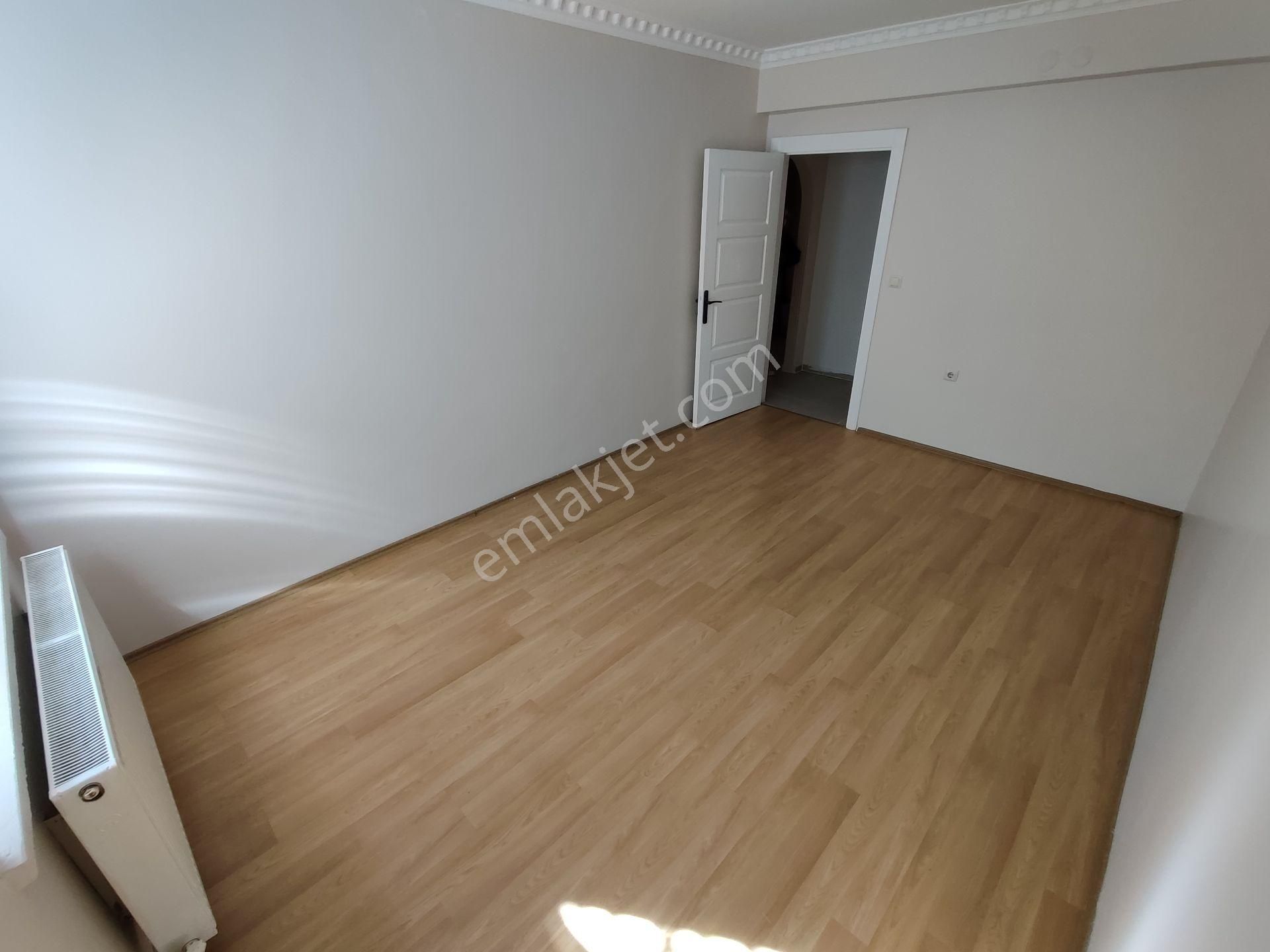 Aşıkpaşa Cadde Üzerinde Asansörlü 2. Kat Konumunda 3+1 Yapılı Lüx Daire Tuğrul Emlaktan - Görsel 5