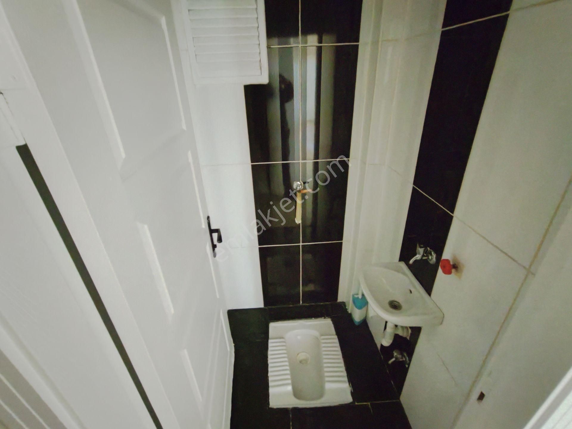 Aşıkpaşa Cadde Üzerinde Asansörlü 2. Kat Konumunda 3+1 Yapılı Lüx Daire Tuğrul Emlaktan - Görsel 18