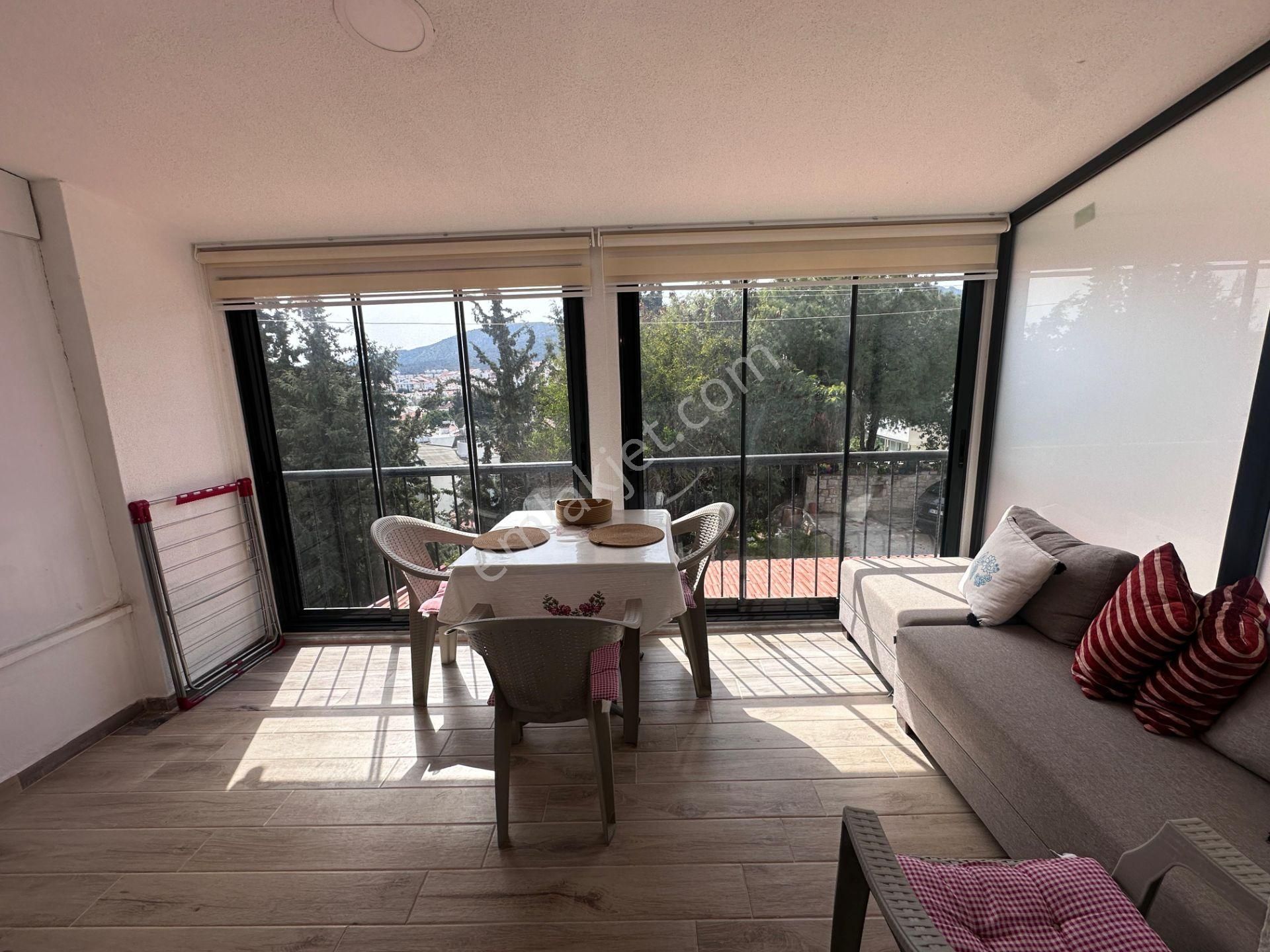 Datça Merkezde Kiralık 2+2 75 M² Deniz Manzaralı Tripleks Daire - Görsel 12
