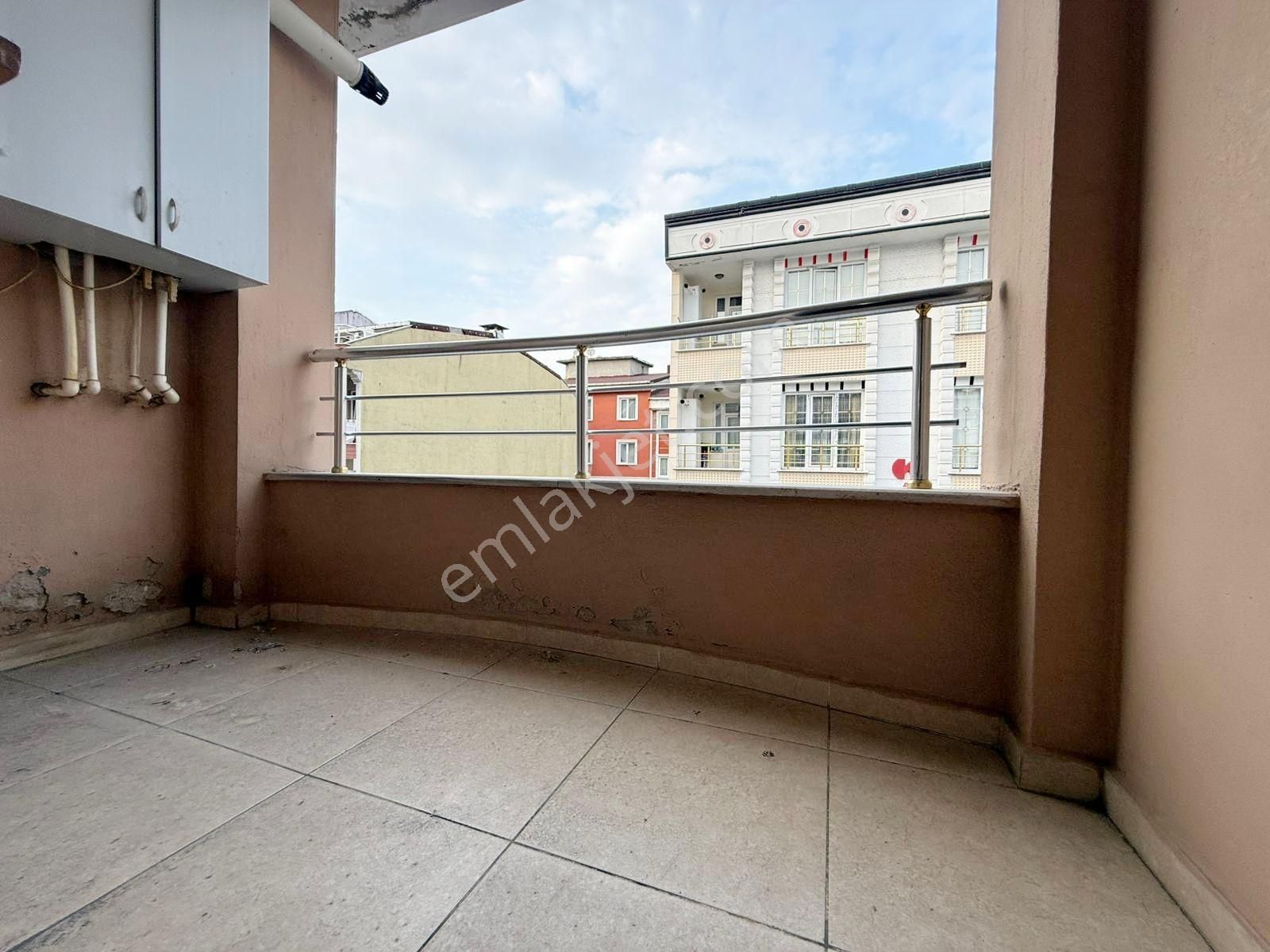 Mehmet Akif Ersoy Mahallesi Metrobüse 15dk Kiralık Daire ! - Görsel 7