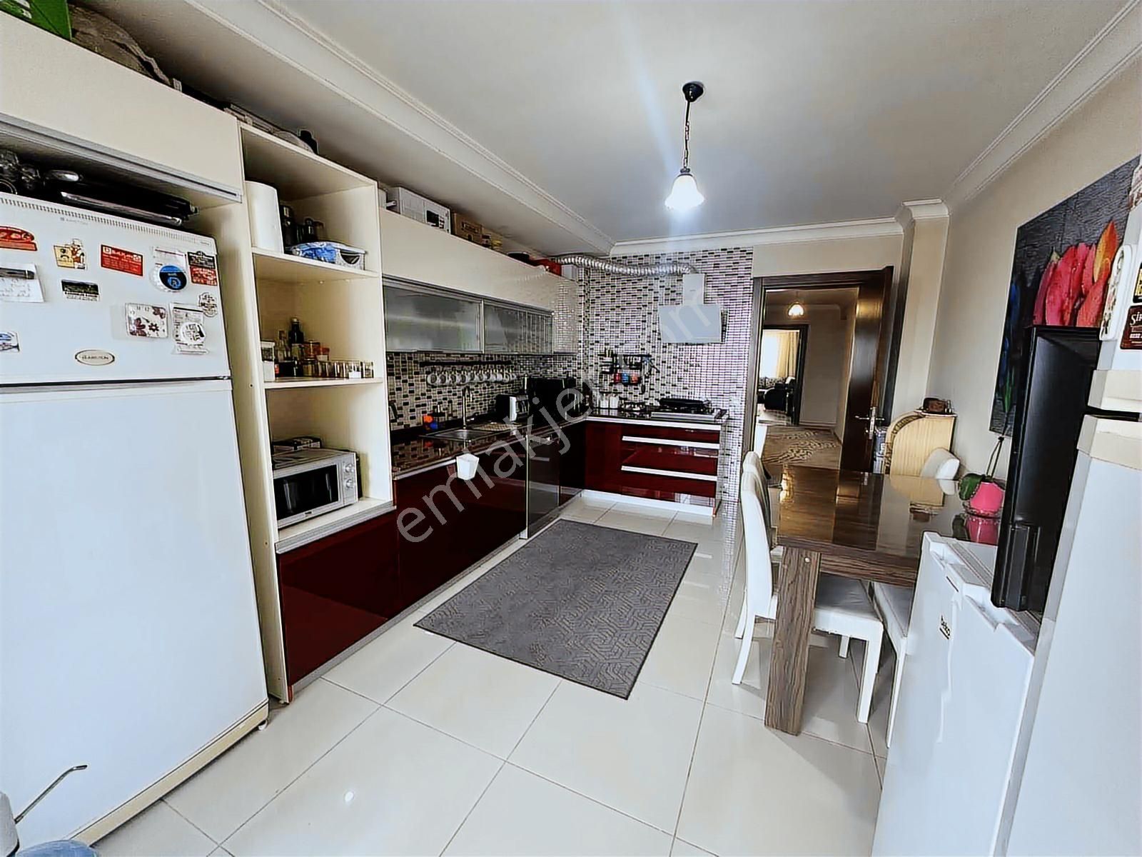 Turpa Balçovadan Cadde Üzeri Yeni Bina Asansörlü Satılık3+1daire - Görsel 5