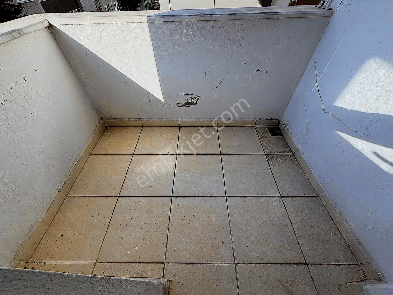 F-l Emlaktan Bulgurlu Çağrı Metro Yakını Geniş Dubleks - Görsel 23