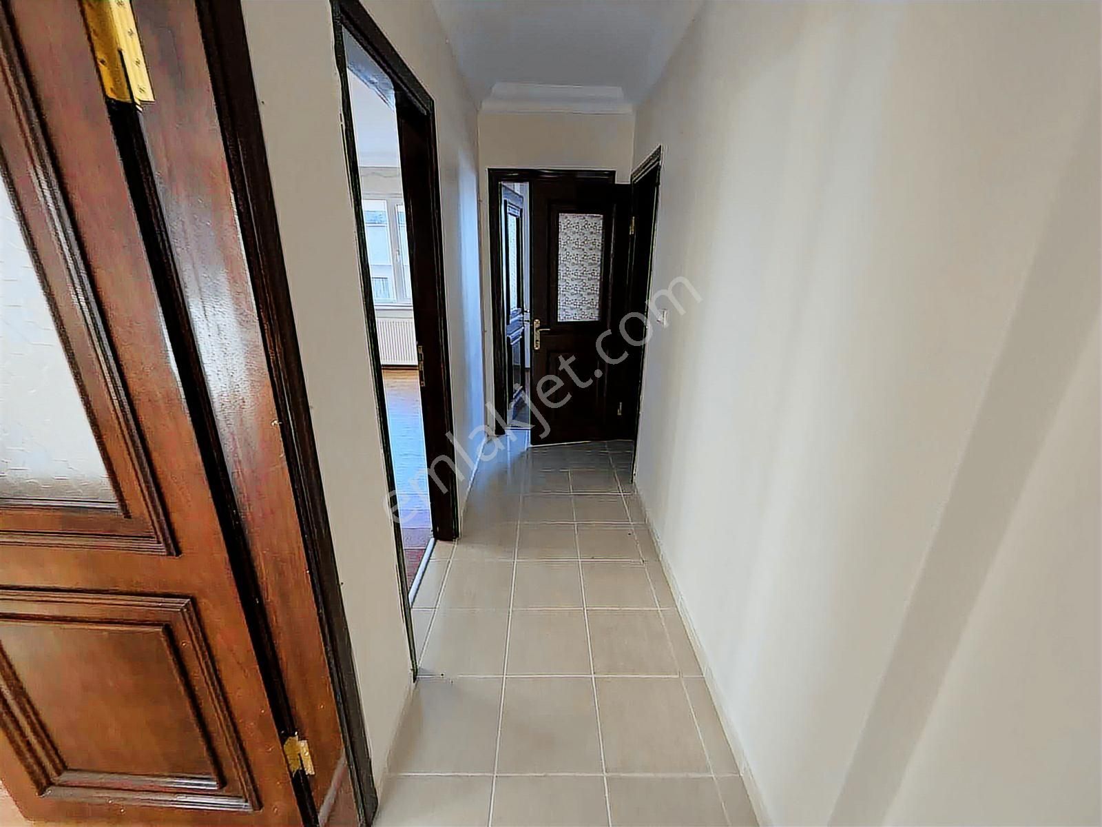 F-l Emlaktan Bulgurlu Çağrı Metro Yakını Geniş Dubleks - Görsel 13