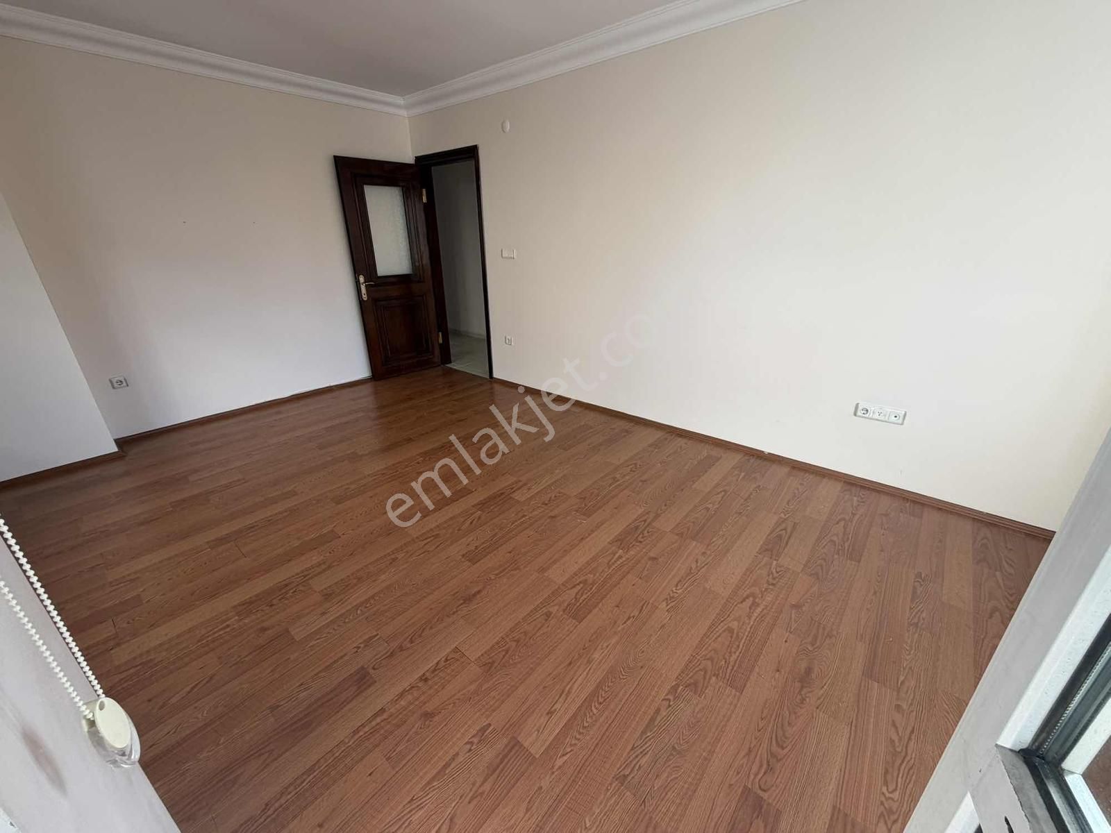 F-l Emlaktan Bulgurlu Çağrı Metro Yakını Geniş Dubleks - Görsel 21