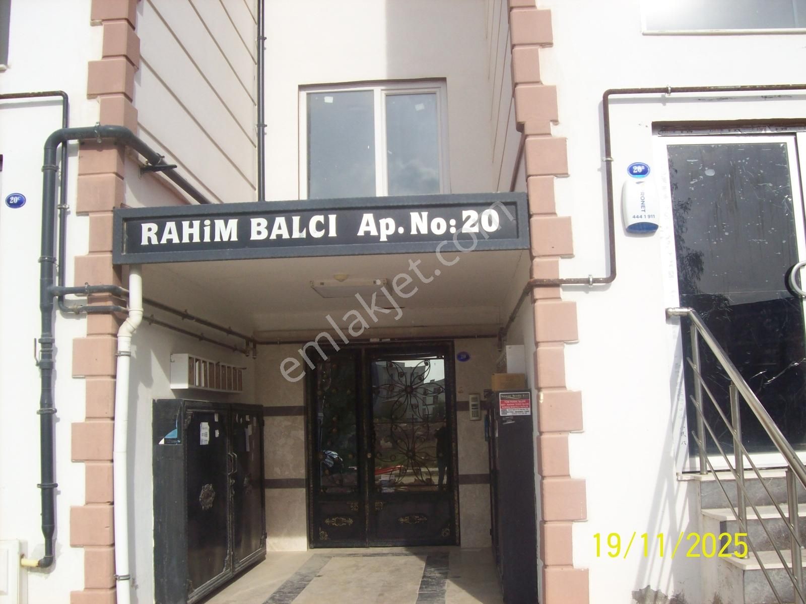 Seyrek De 2+1 Doğal Gazlı Ara Kat Daire 17.000.tl - Görsel 3