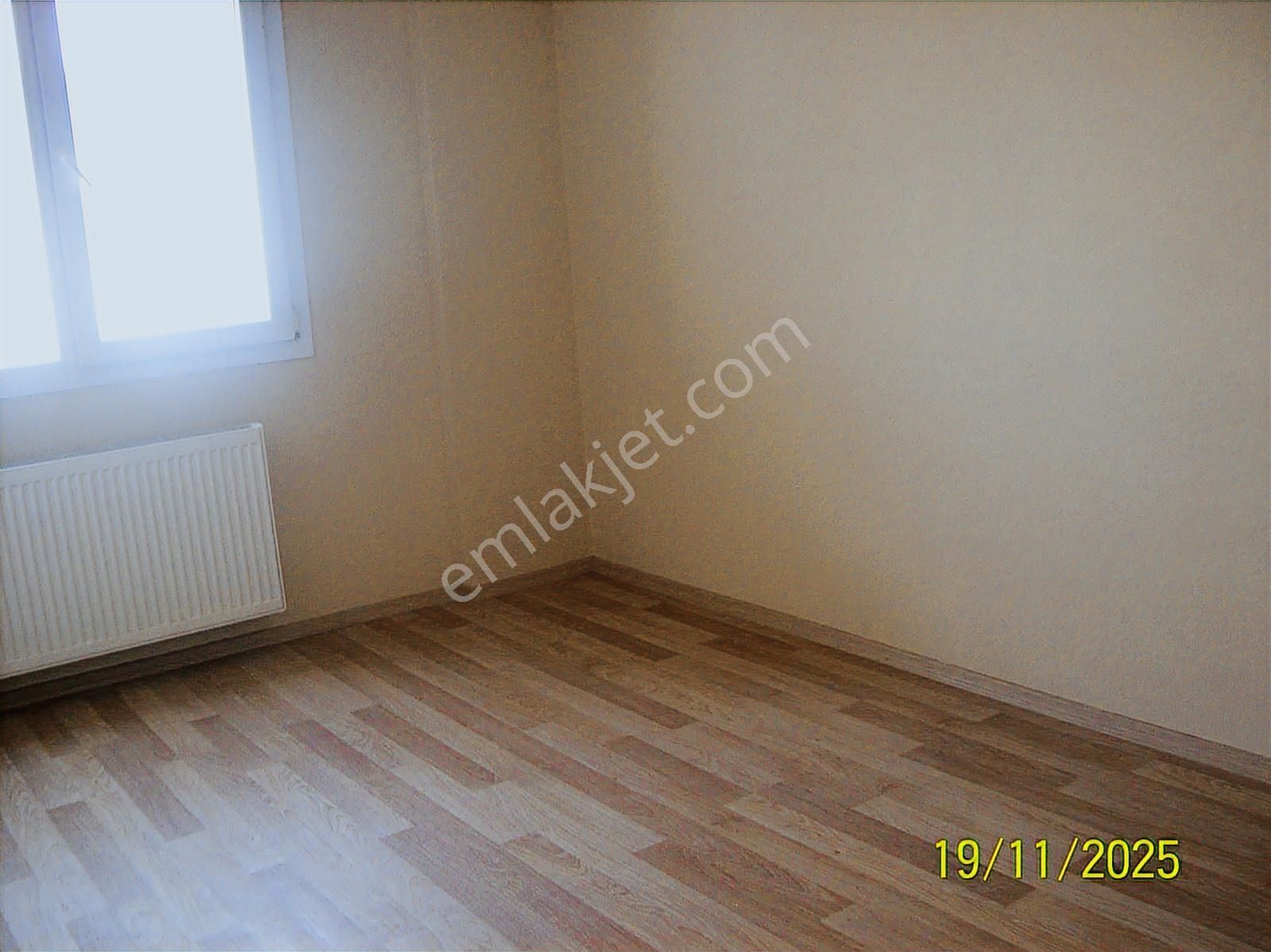 Seyrek De 2+1 Doğal Gazlı Ara Kat Daire 17.000.tl - Görsel 2