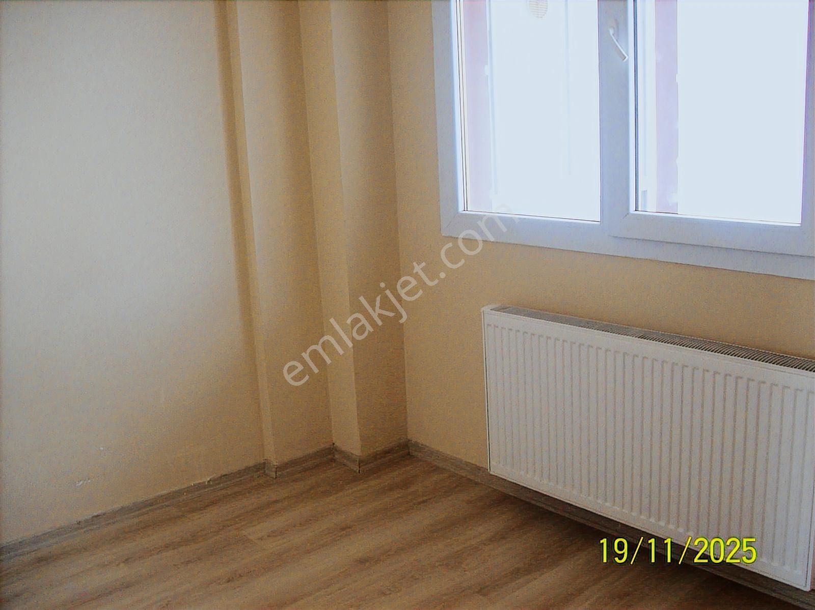 Seyrek De 2+1 Doğal Gazlı Ara Kat Daire 17.000.tl - Görsel 11