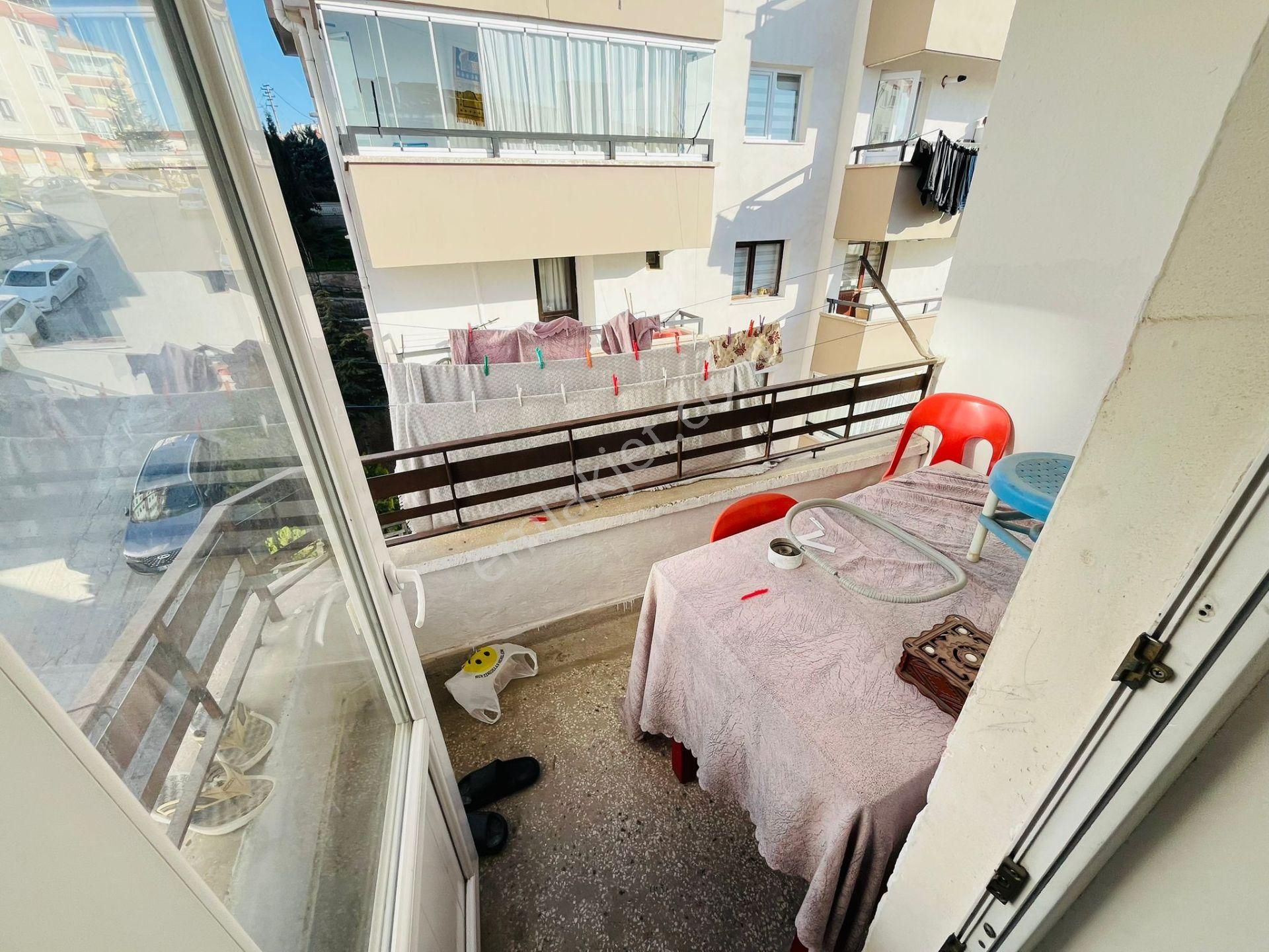 Kartaltepe'de Okullar Cad. Yakını 3+1 Katta Satılık Fırsat Daire !! - Görsel 27