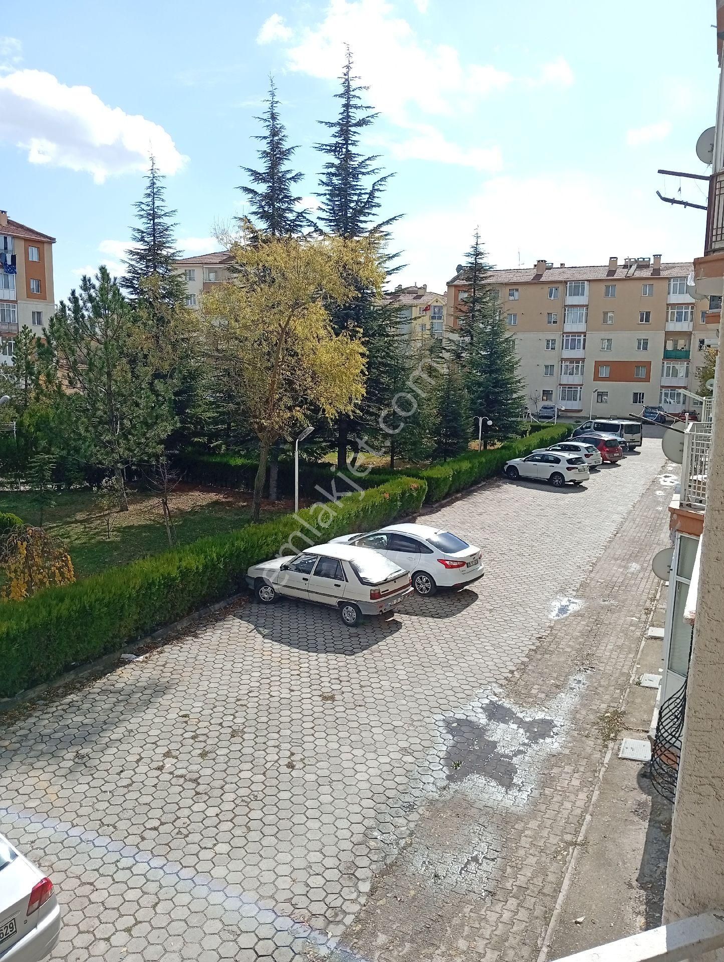 Çankaya Mah Yılmazlar Sitesinde Yenilenmiş Sahibinden 3+1 - Görsel 19
