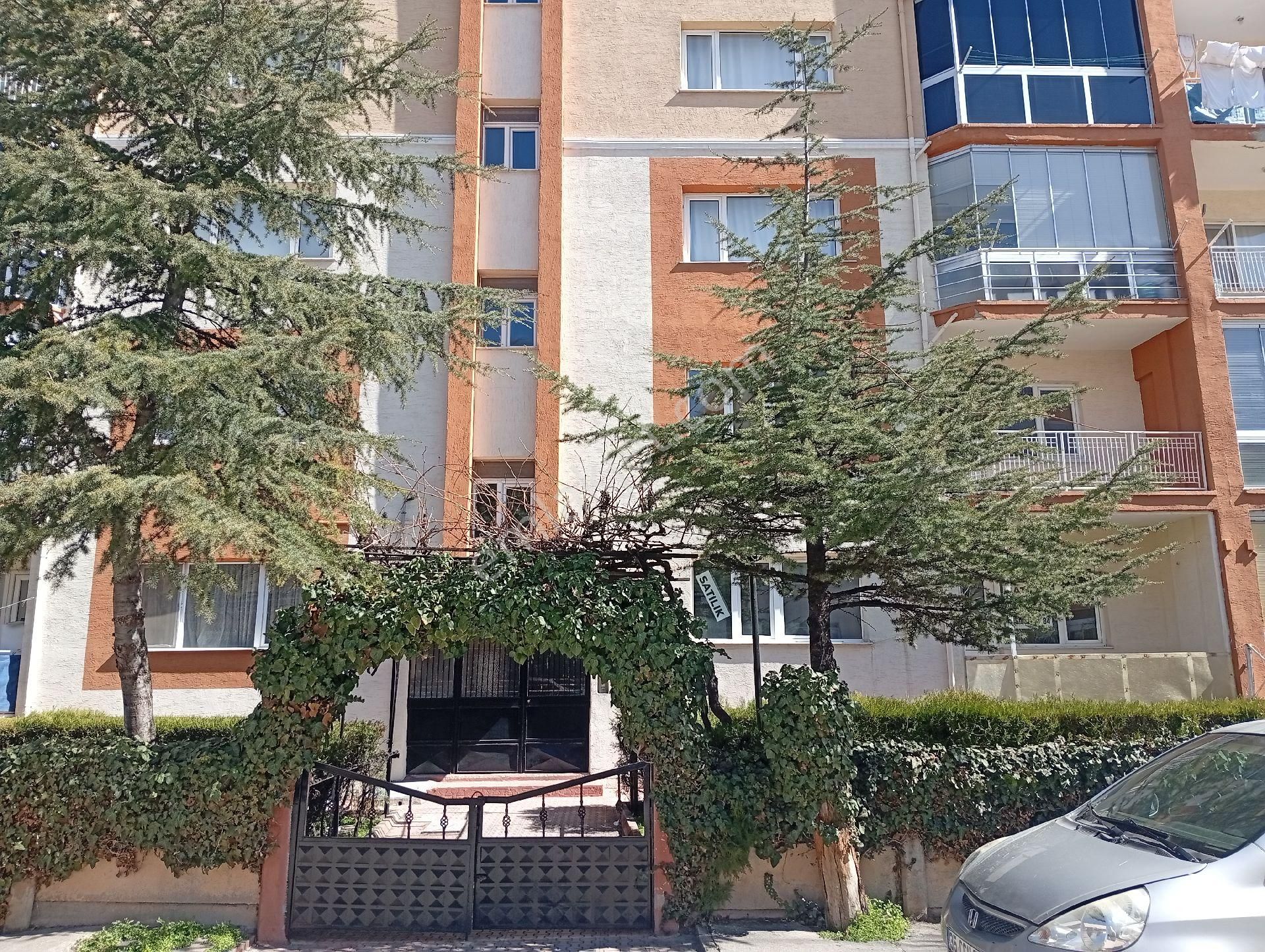 Çankaya Mah Yılmazlar Sitesinde Yenilenmiş Sahibinden 3+1 - Görsel 3