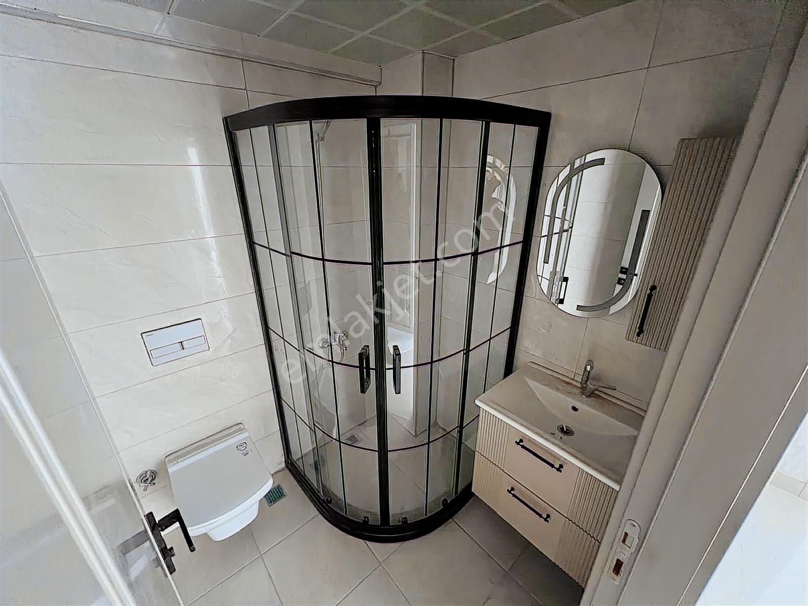 Cadde Üzeri Sıfır Binada Oturuma Hazır İskanlı 3+1 Daire - Görsel 4