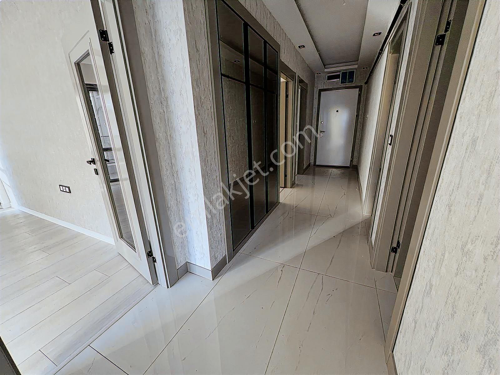 Cadde Üzeri Sıfır Binada Oturuma Hazır İskanlı 3+1 Daire - Görsel 19