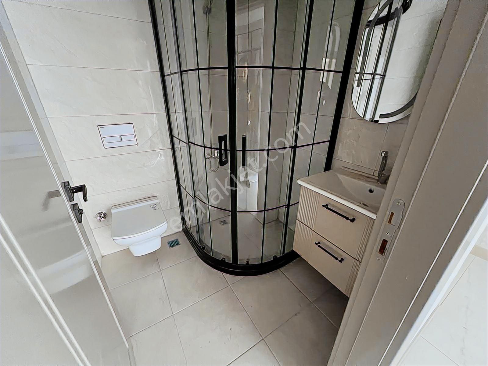 Cadde Üzeri Sıfır Binada Oturuma Hazır İskanlı 3+1 Daire - Görsel 12