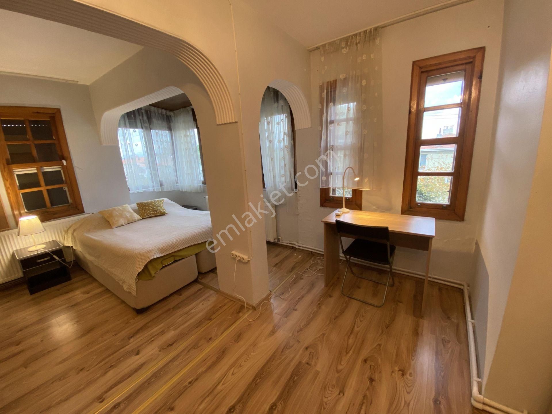 Ayvalık Cunda Da Satılık Villa.denize 150 Metre Mesafede. - Görsel 11