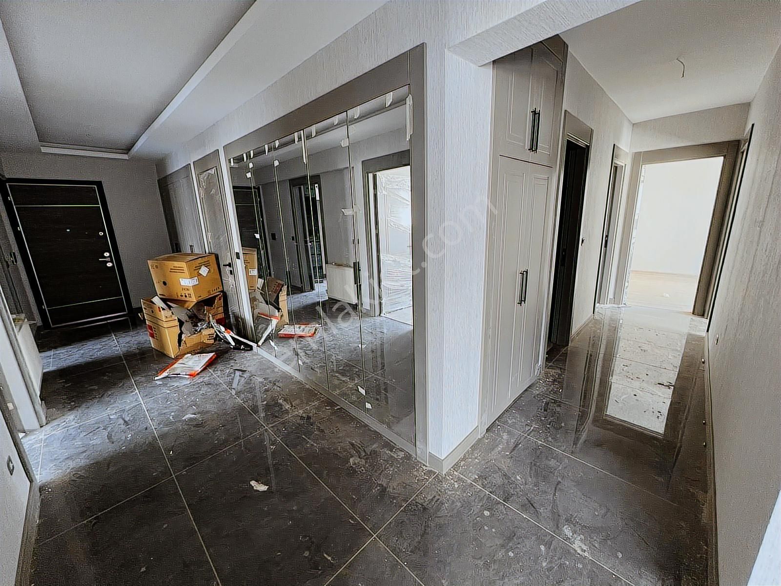 Ovacıkta Lavanta Bahçesi Yakını Oturuma Hazır 4+1 Site Dairesi - Görsel 3