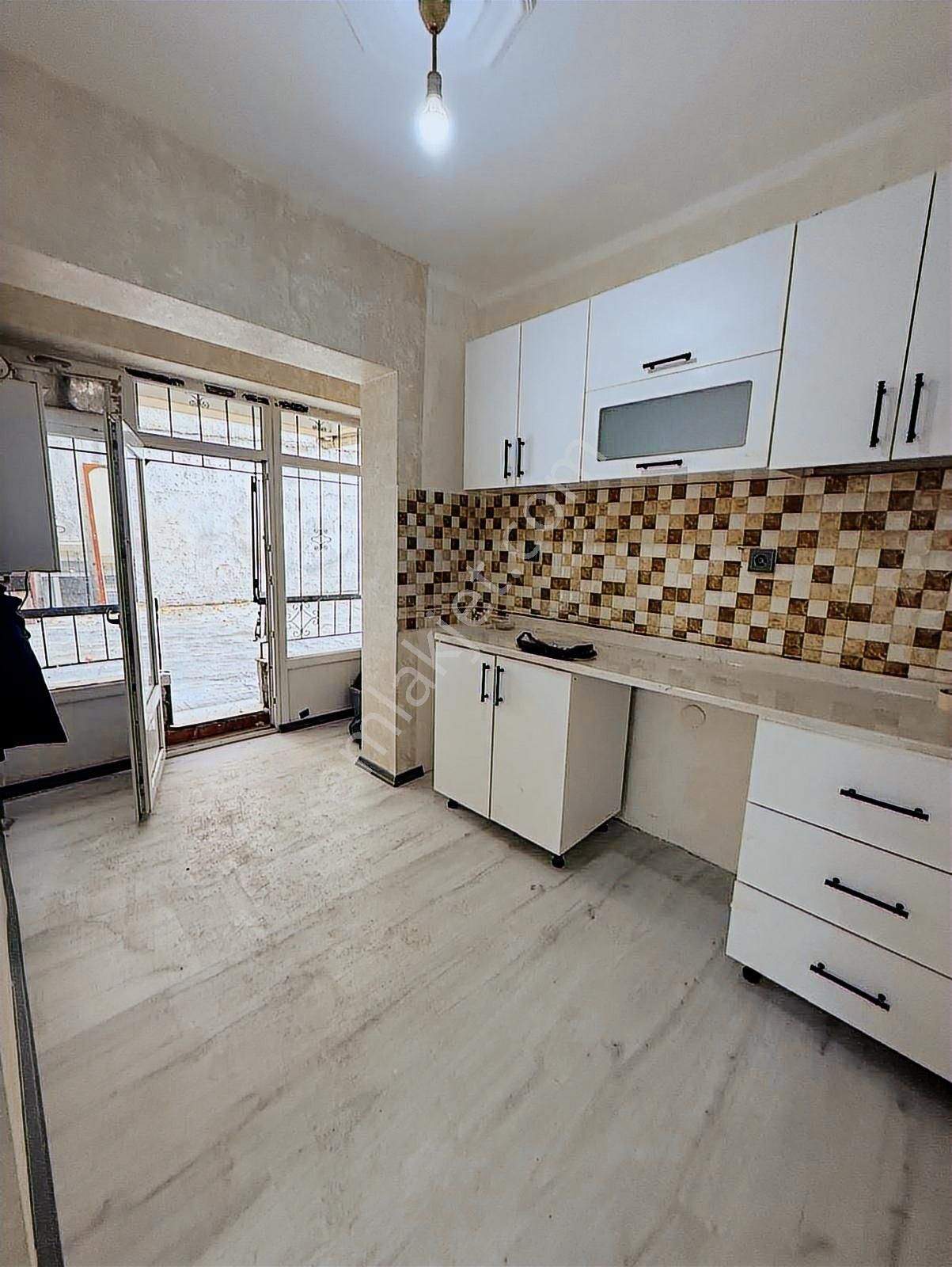 Günsazak Caddesi Üzerinde Full Yapılı İskanlı 3+1 Giriş Kat - Görsel 32