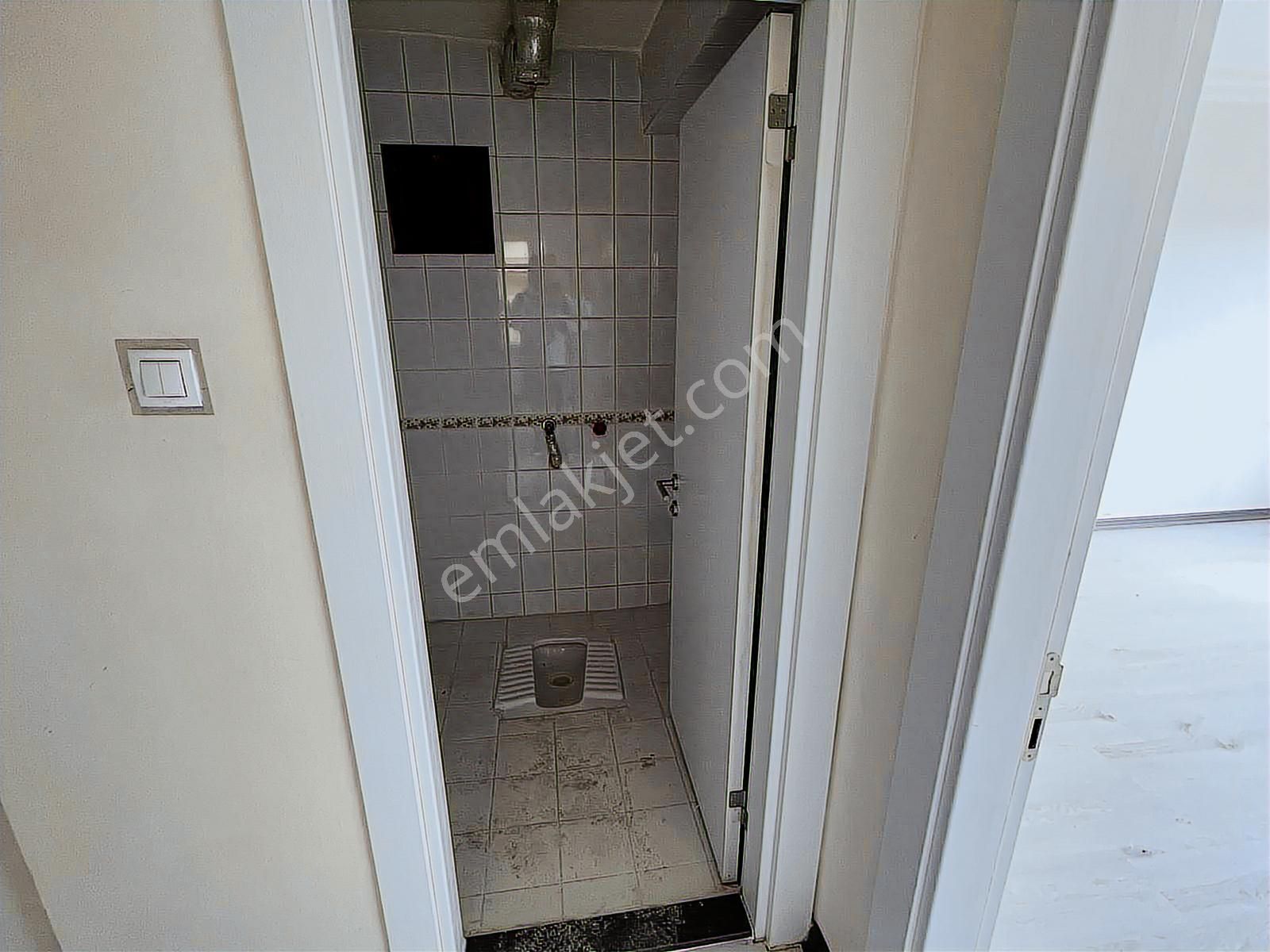 Acill_bağlum_bulvar_üzeri_1.kat_asansörlü_iskanlı_çift Balkonlu - Görsel 25