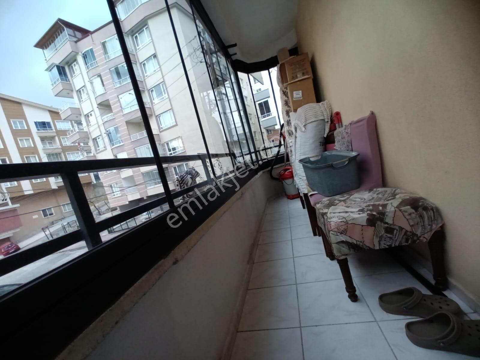 Ayvalı'da_1.ara_kat_ön_cephe_bağımsız_kök_tapu_3+1 - Görsel 24