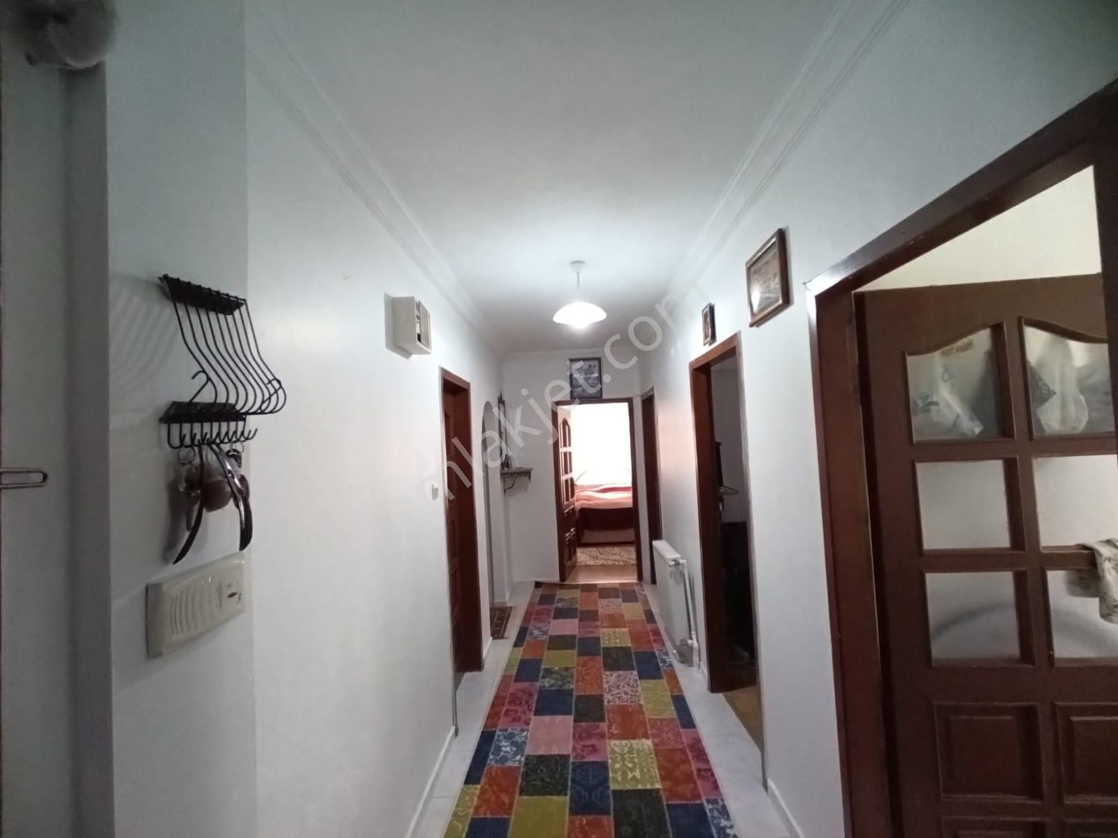 Ayvalı'da_1.ara_kat_ön_cephe_bağımsız_kök_tapu_3+1 - Görsel 11