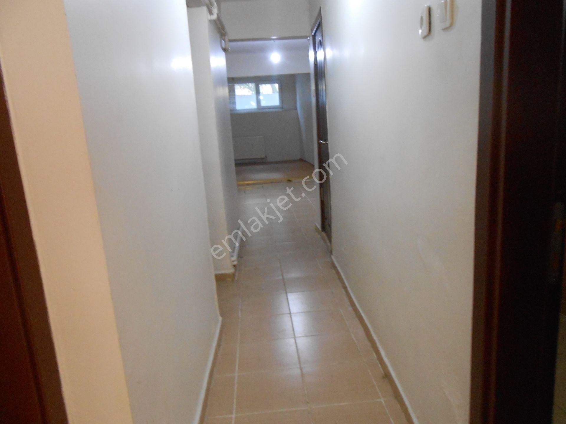 Bakırköy Y Mah İst Cd Karat34 Karşısı Pazar Sahil Yakın 85m2 2+1 Kombili Kiracılıbina Arsası 400 M2 - Görsel 26