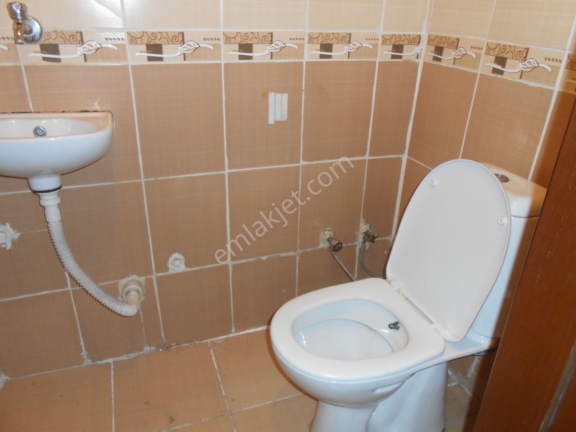 Bakırköy Y Mah İst Cd Karat34 Karşısı Pazar Sahil Yakın 85m2 2+1 Kombili Kiracılıbina Arsası 400 M2 - Görsel 30