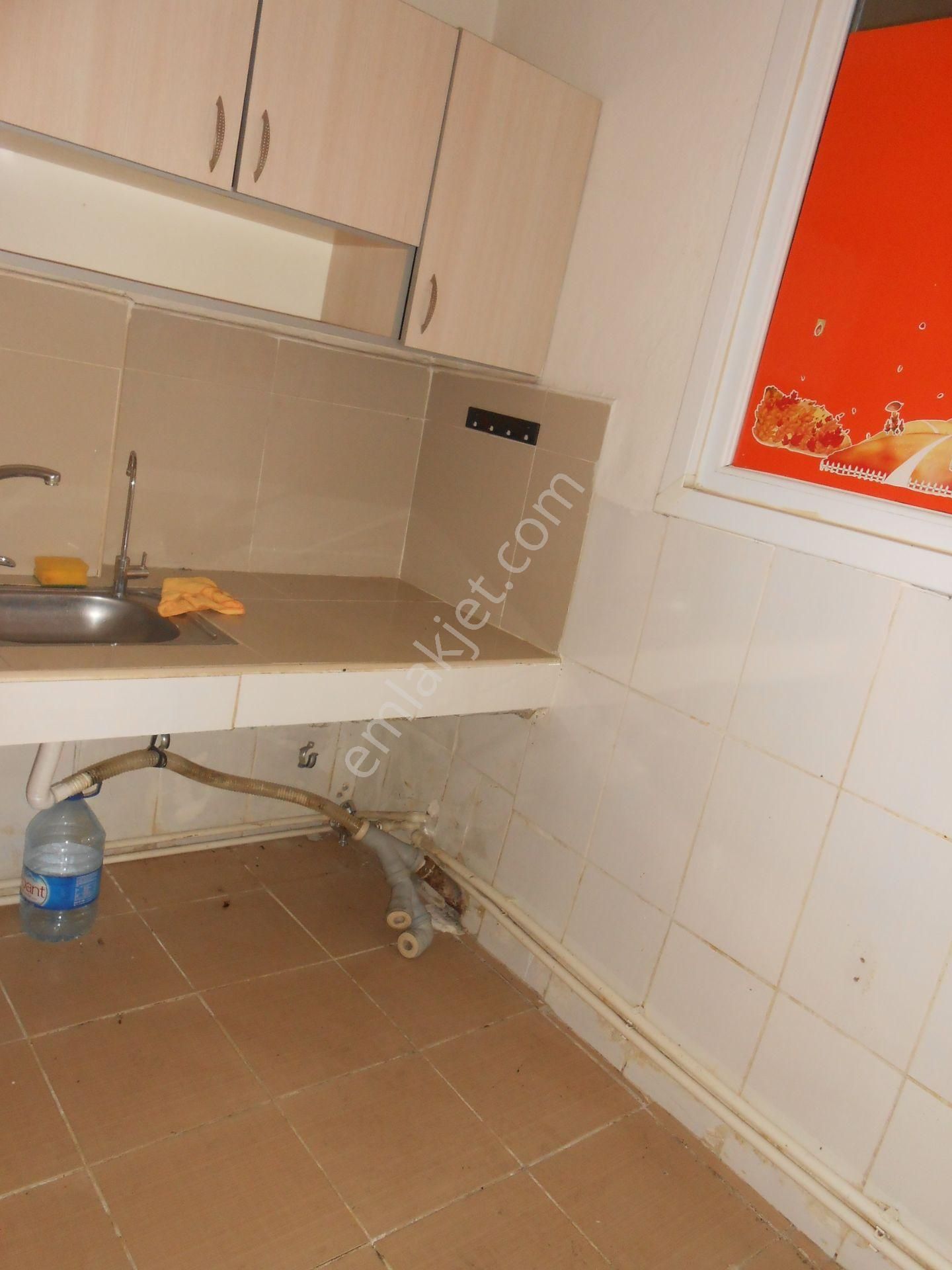 Bakırköy Y Mah İst Cd Karat34 Karşısı Pazar Sahil Yakın 85m2 2+1 Kombili Kiracılıbina Arsası 400 M2 - Görsel 22