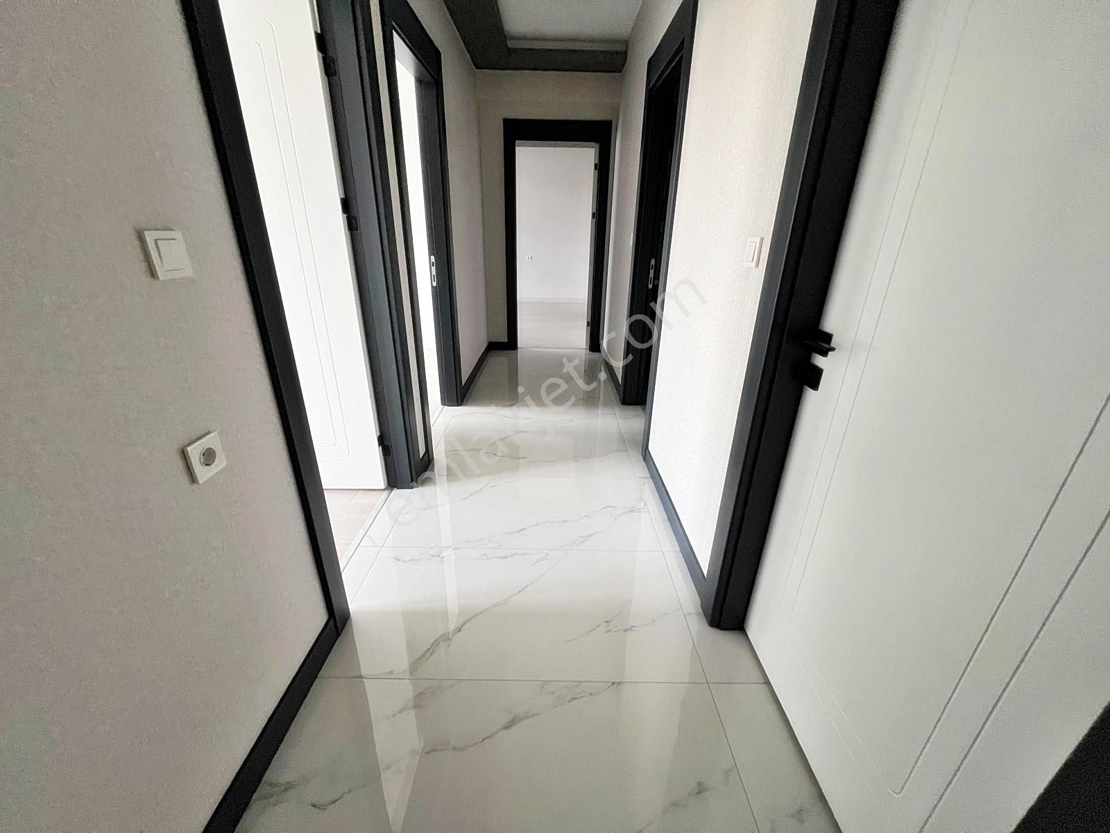 Ovacık_taha.akgül_dibi_giyinme_odalı_e.banyolu_4+1_site_dairesi - Görsel 3