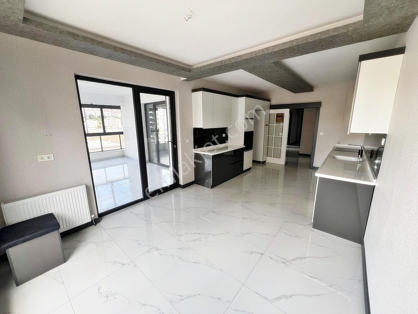 Ovacık_taha.akgül_dibi_giyinme_odalı_e.banyolu_4+1_site_dairesi - Görsel 29