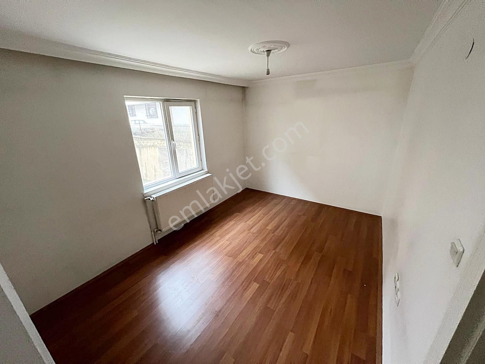 Çarşı_pazar_otobüs_dolmuş_okul_ve_sağlık_ocağı_dibinde_1.kat_2+1 - Görsel 7