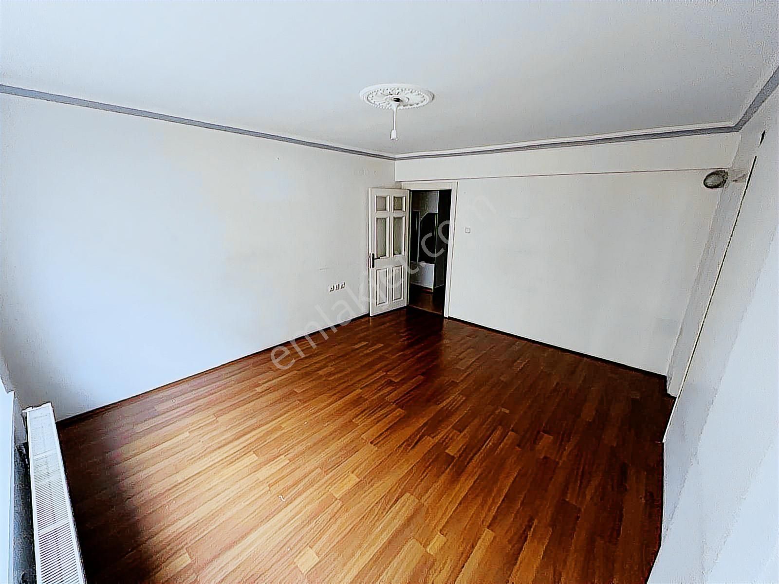 Çarşı_pazar_otobüs_dolmuş_okul_ve_sağlık_ocağı_dibinde_1.kat_2+1 - Görsel 8