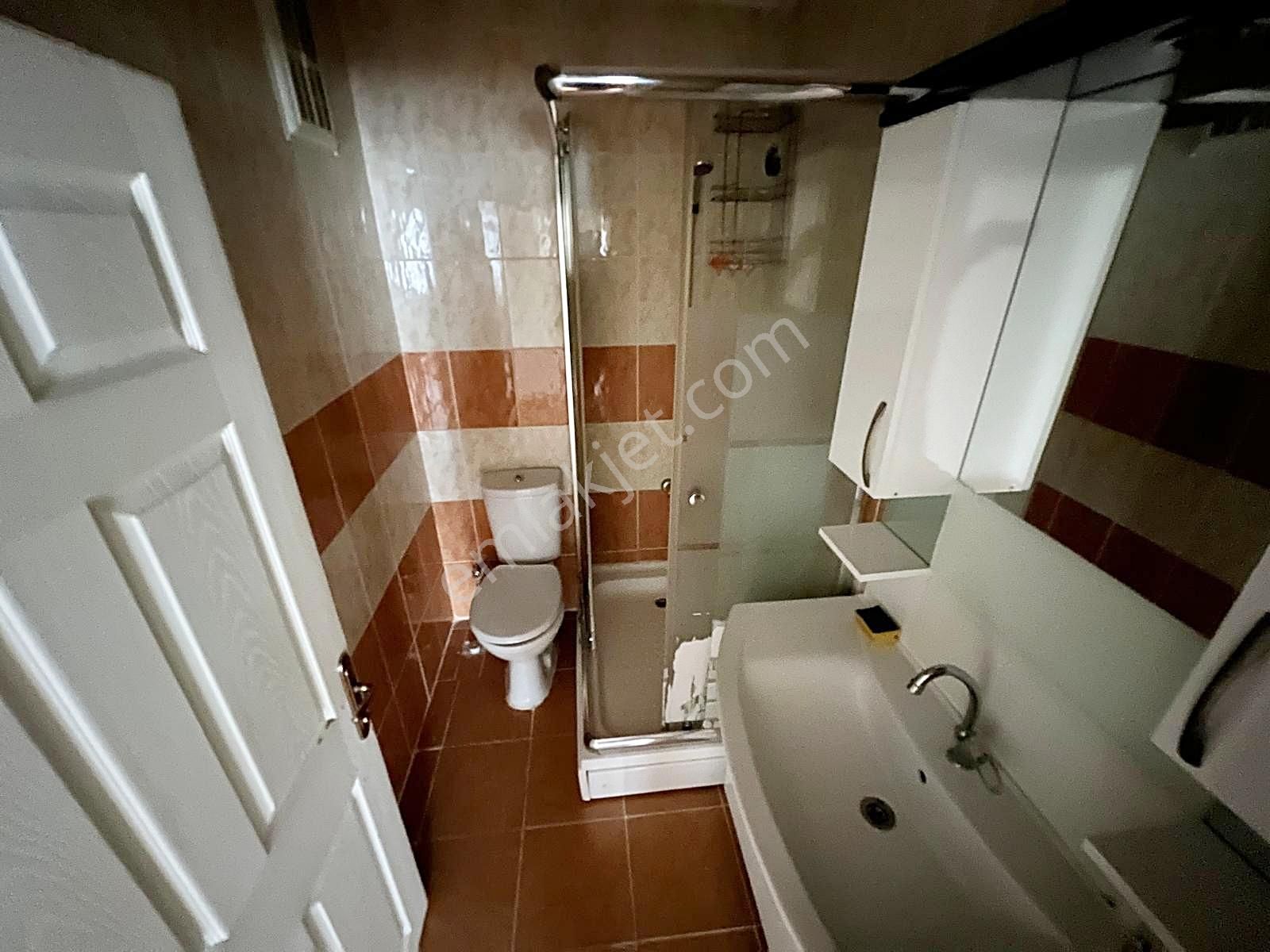 Çarşı_pazar_otobüs_dolmuş_okul_ve_sağlık_ocağı_dibinde_1.kat_2+1 - Görsel 14