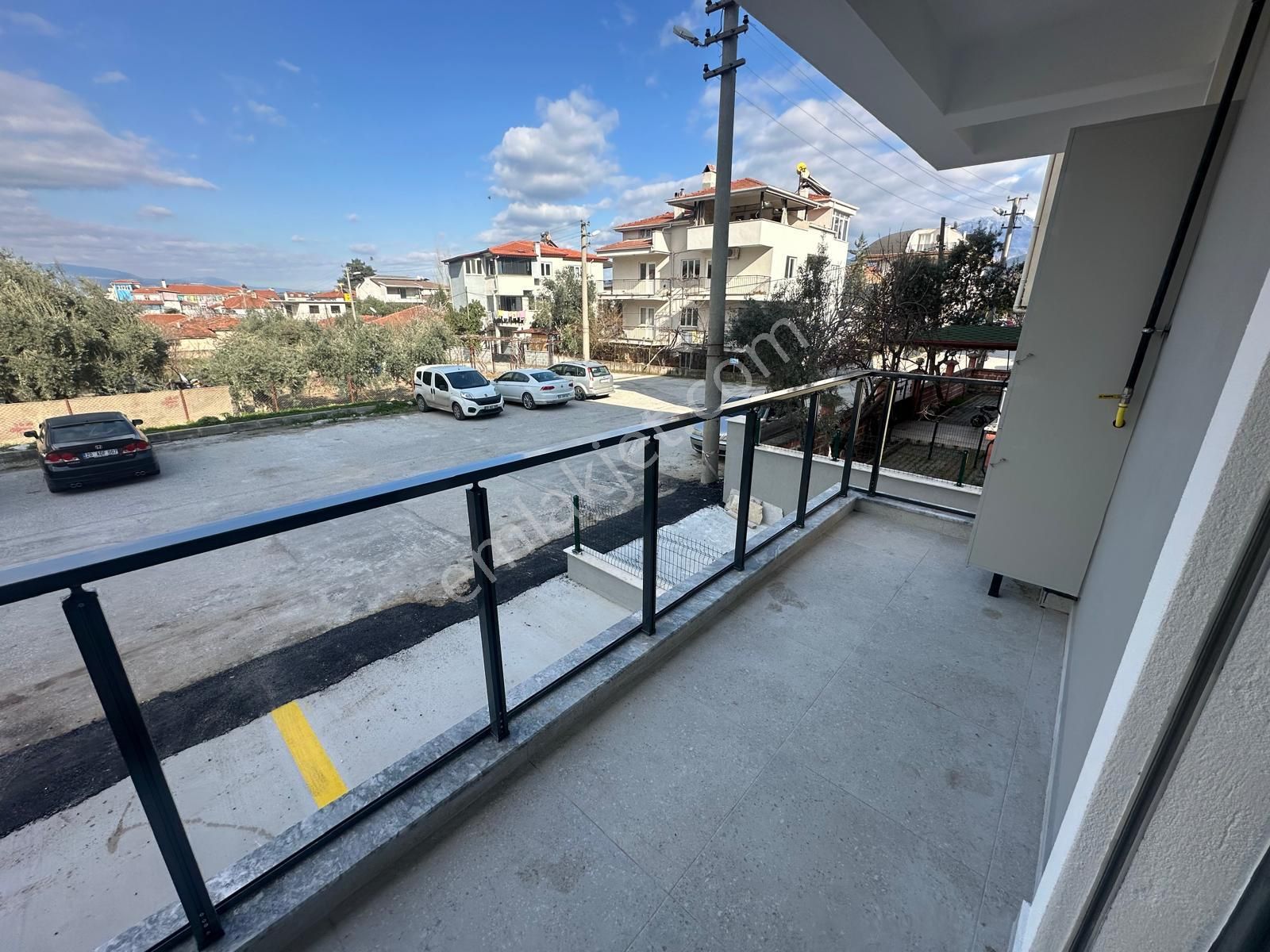 Zeytinköyde Şiir Otelin Arkasında Sıfır 1+1 Asansörlü Otoparklı Balkonlu Apart - Görsel 7