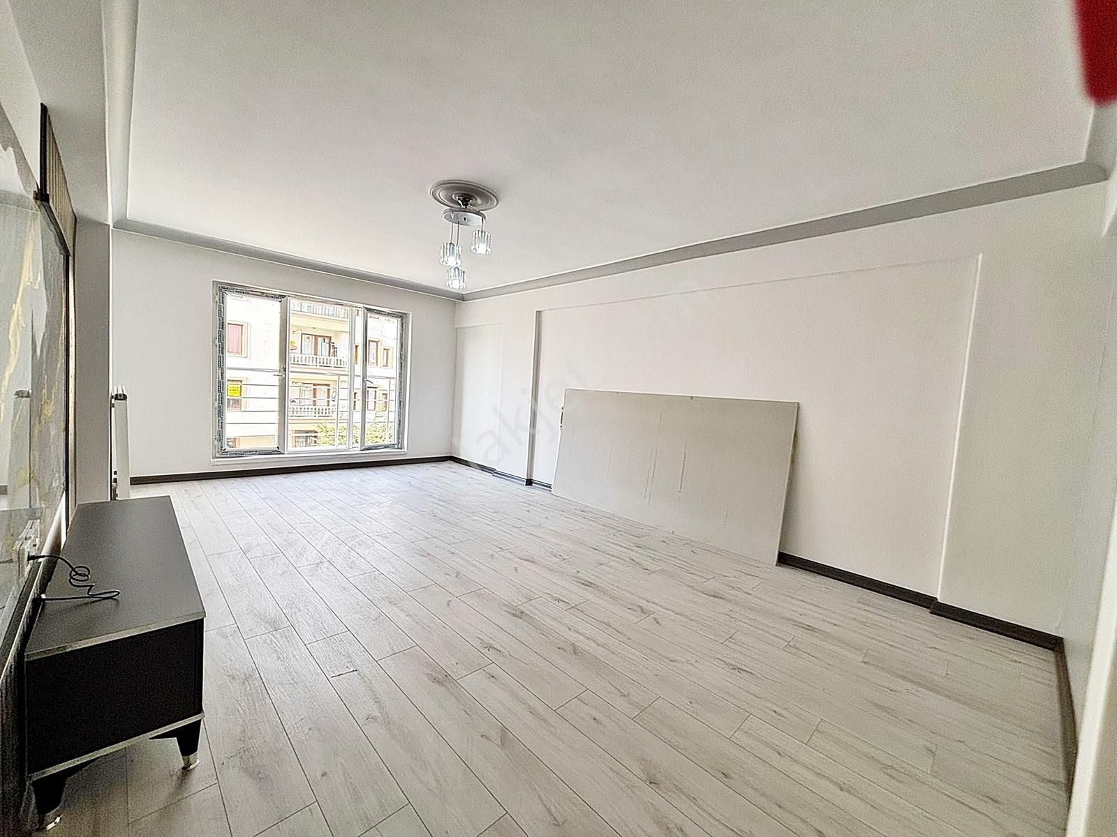 Yeni_bina_140m2_lüx_yapılı_geniş_oturum_ 2m Kredi İmkanı_ile 3+1 - Görsel 31